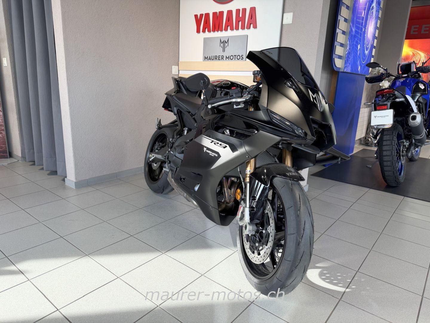 YAMAHA YZF R9-image-1