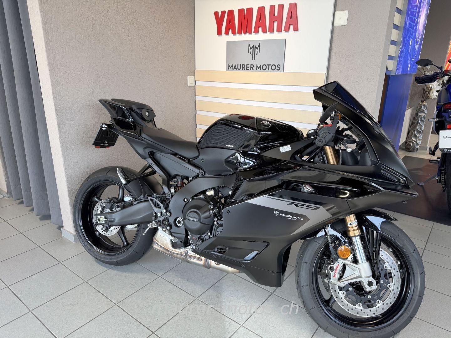 YAMAHA YZF R9-image-0