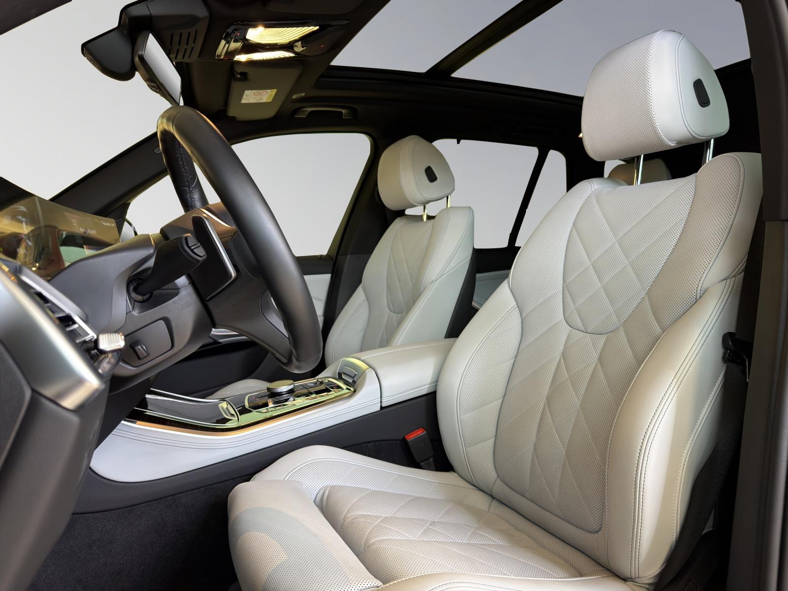 BMW X5 30d xDrive M-SportPaket 7 Plätze-image-14