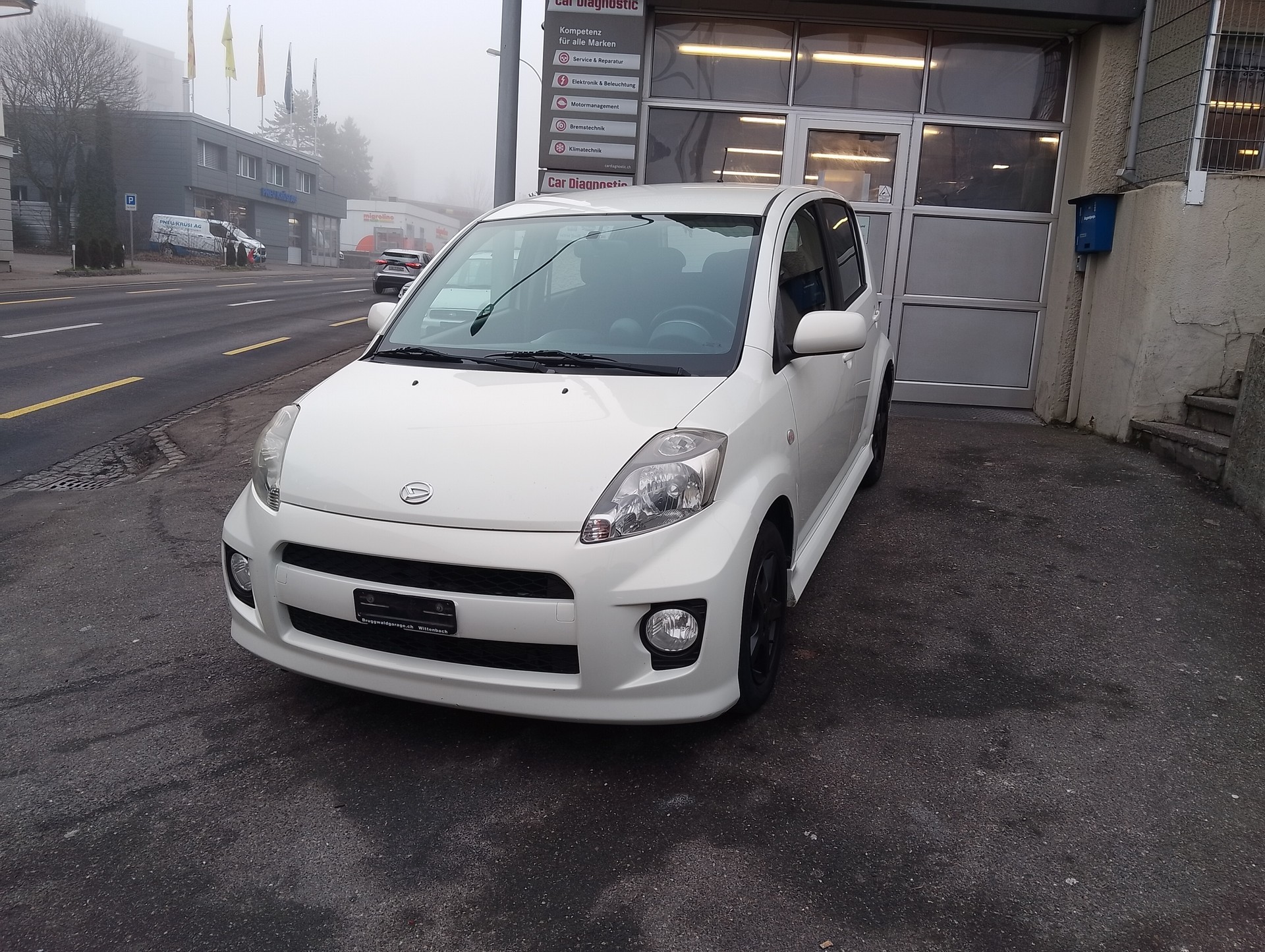 DAIHATSU Sirion 1.3 S eco-4WD-image-1
