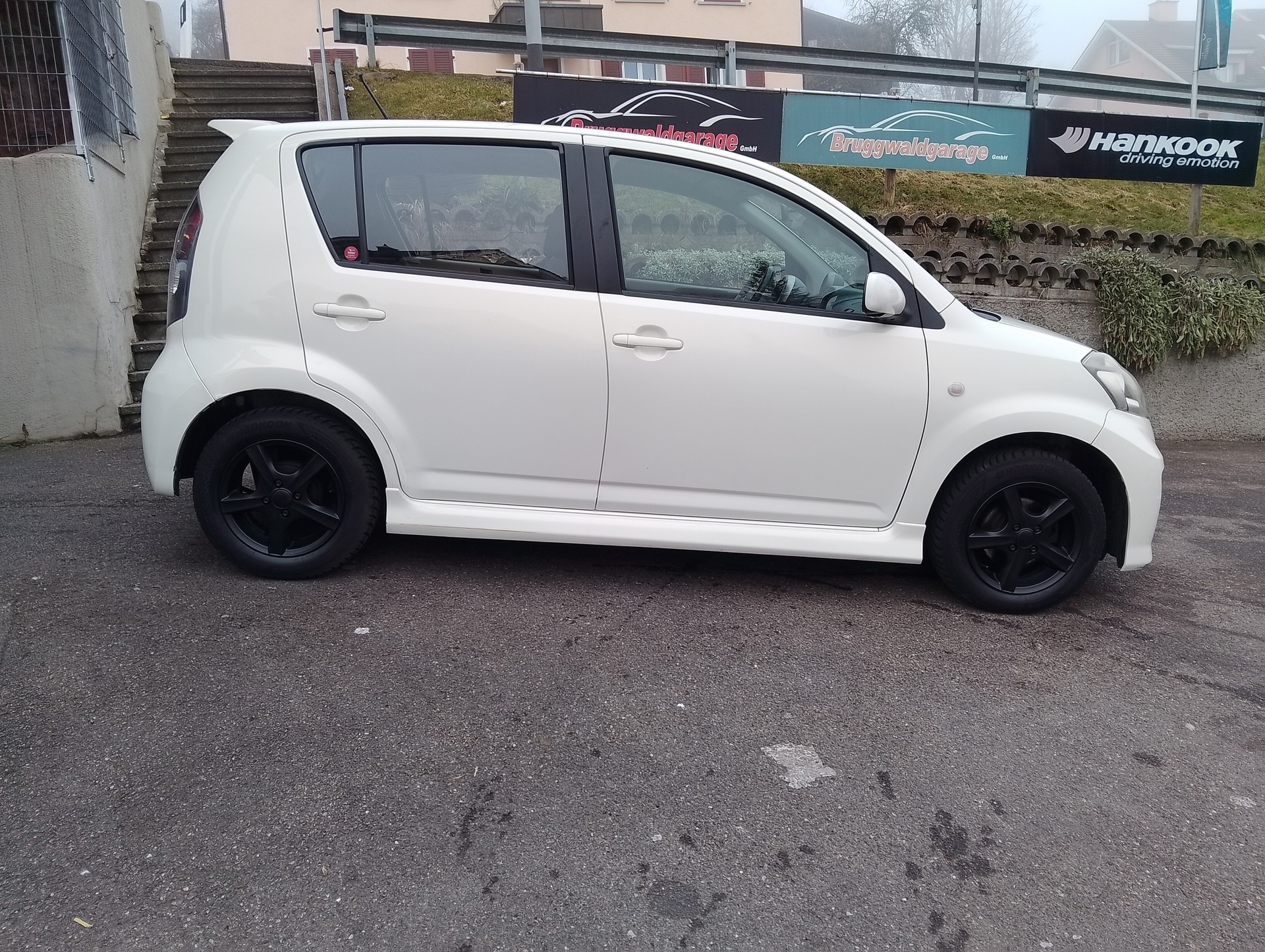 DAIHATSU Sirion 1.3 S eco-4WD-image-6