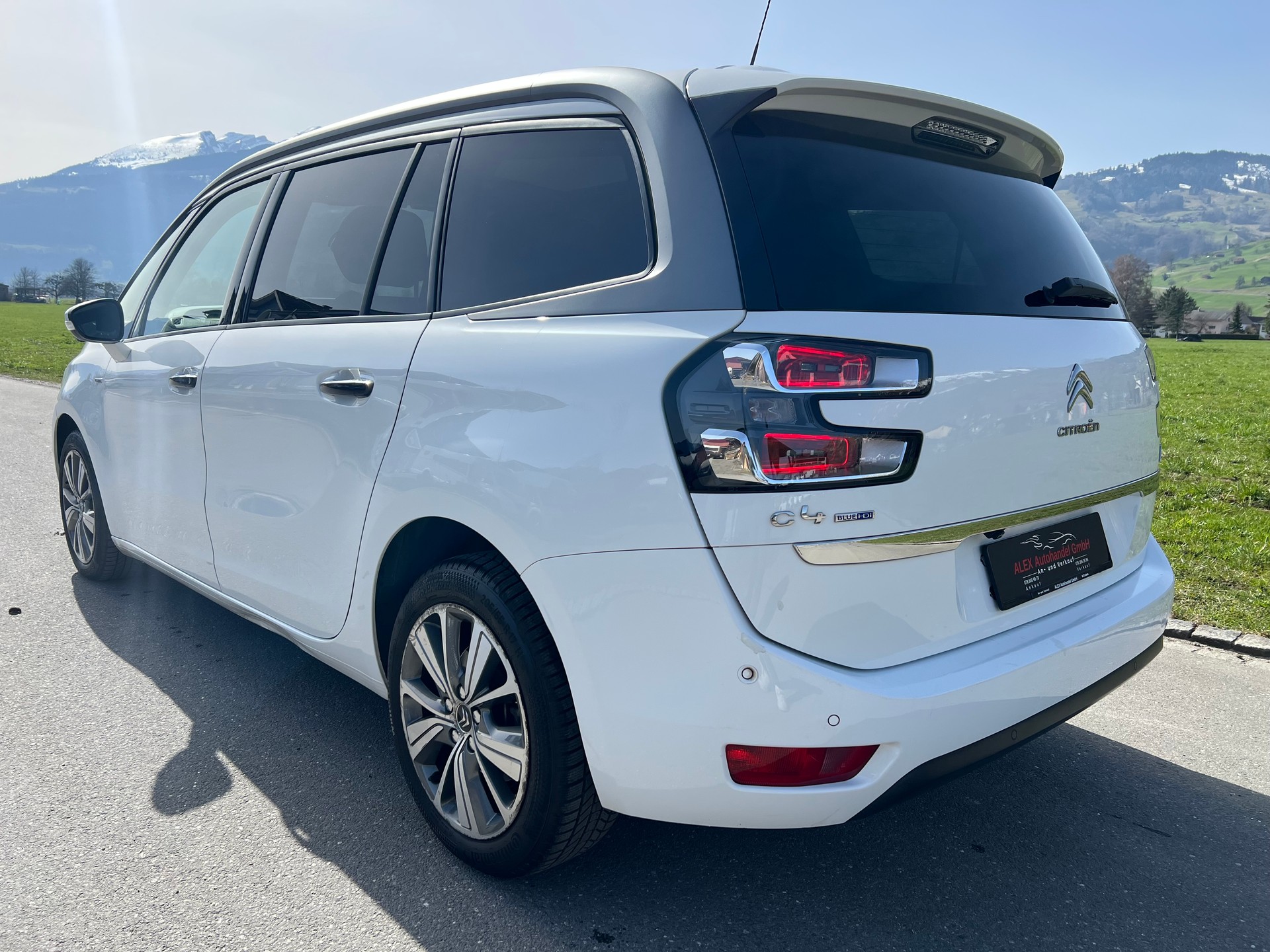 CITROEN Grand C4 Picasso 2.0 BlueHDi Exclusive Automatic 7-Plätze-image-3