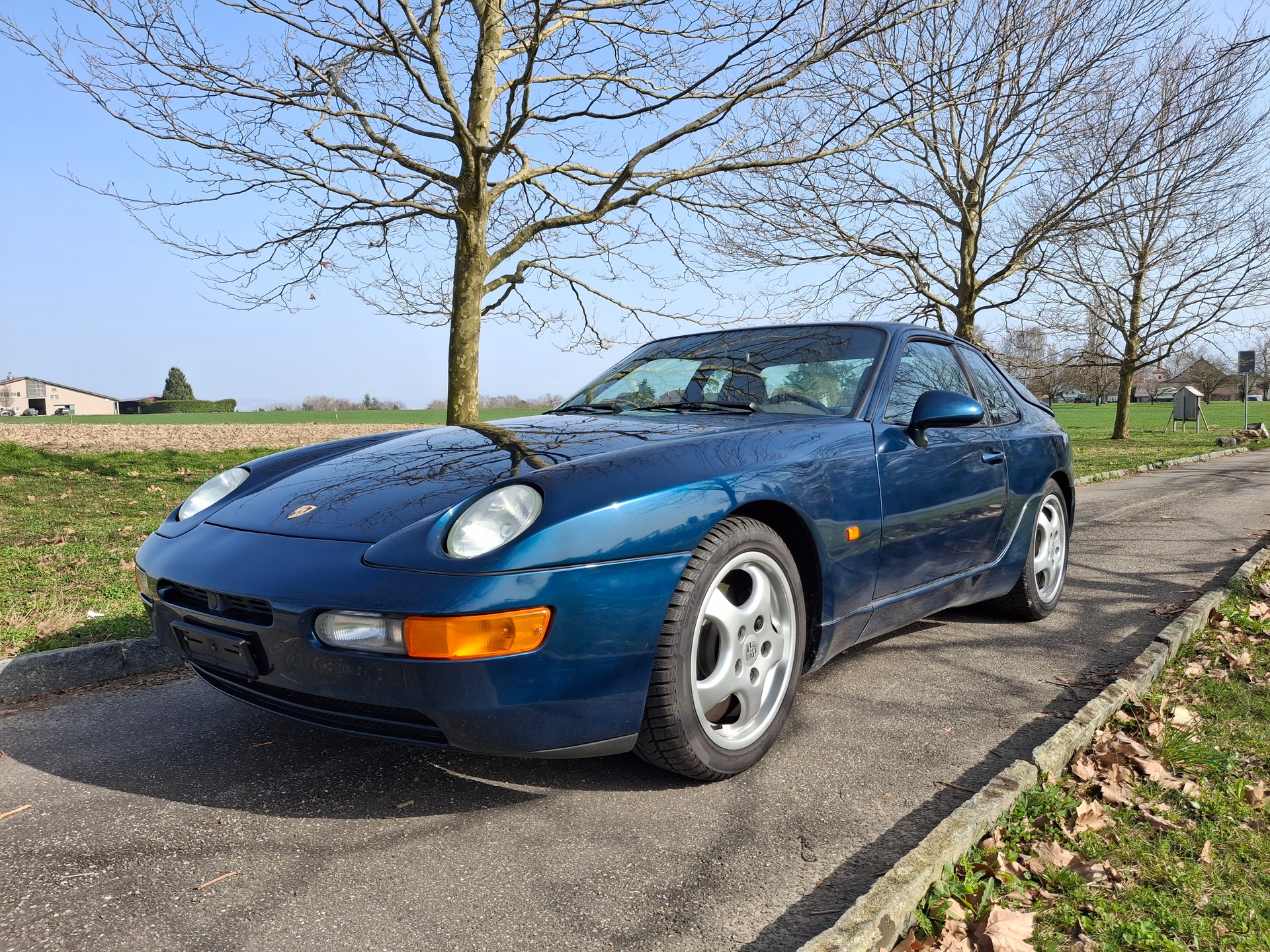 PORSCHE 968-image-1