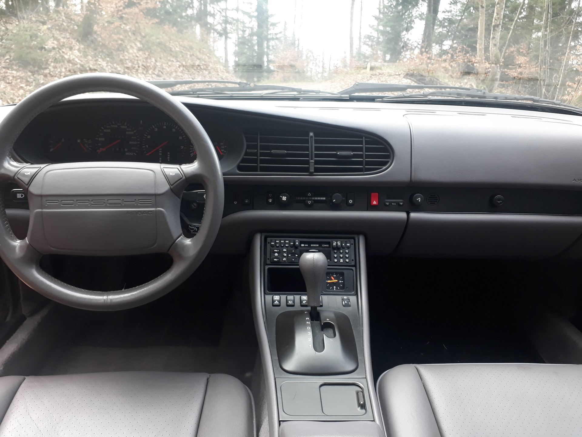 PORSCHE 968-image-13