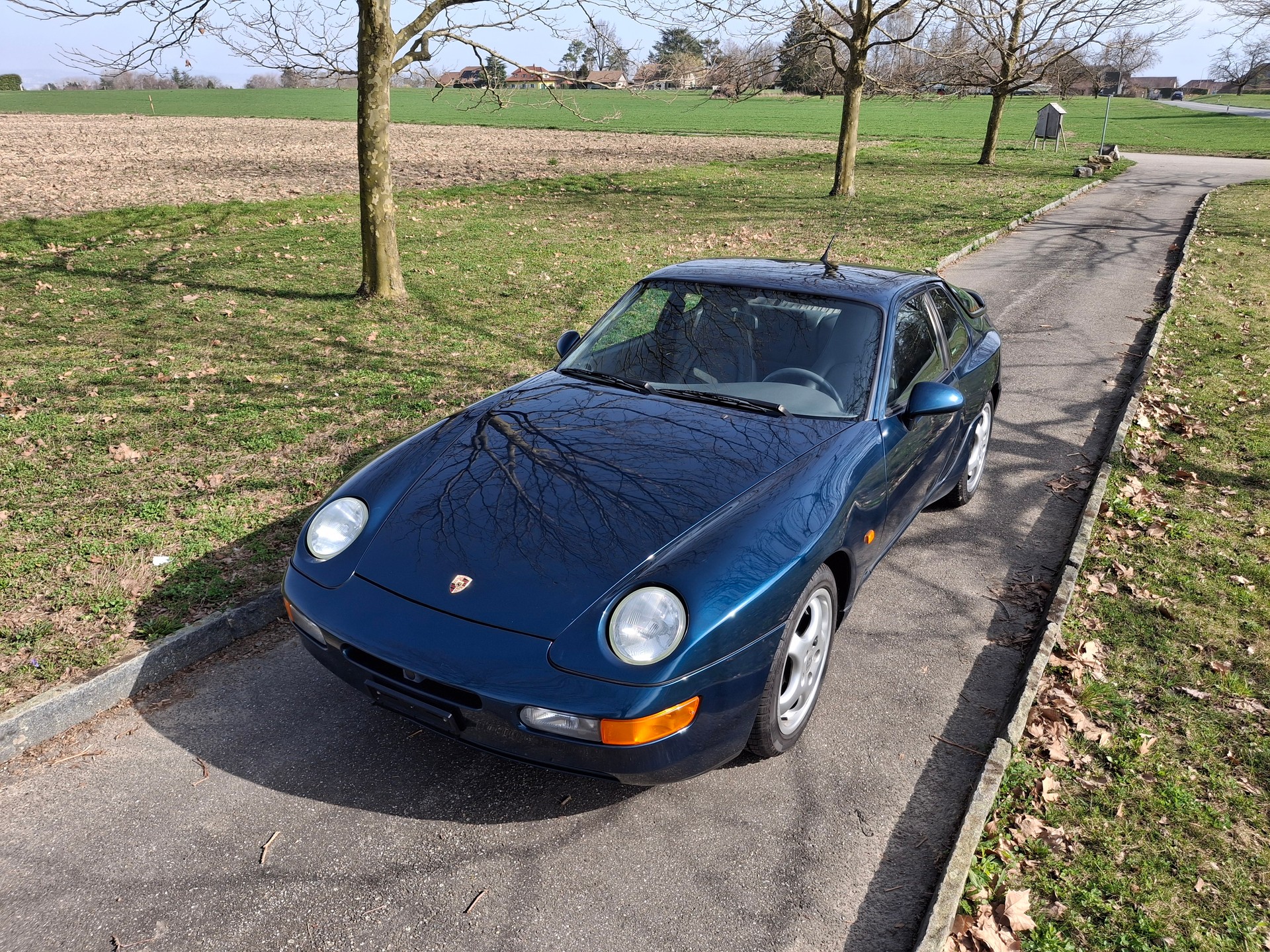 PORSCHE 968