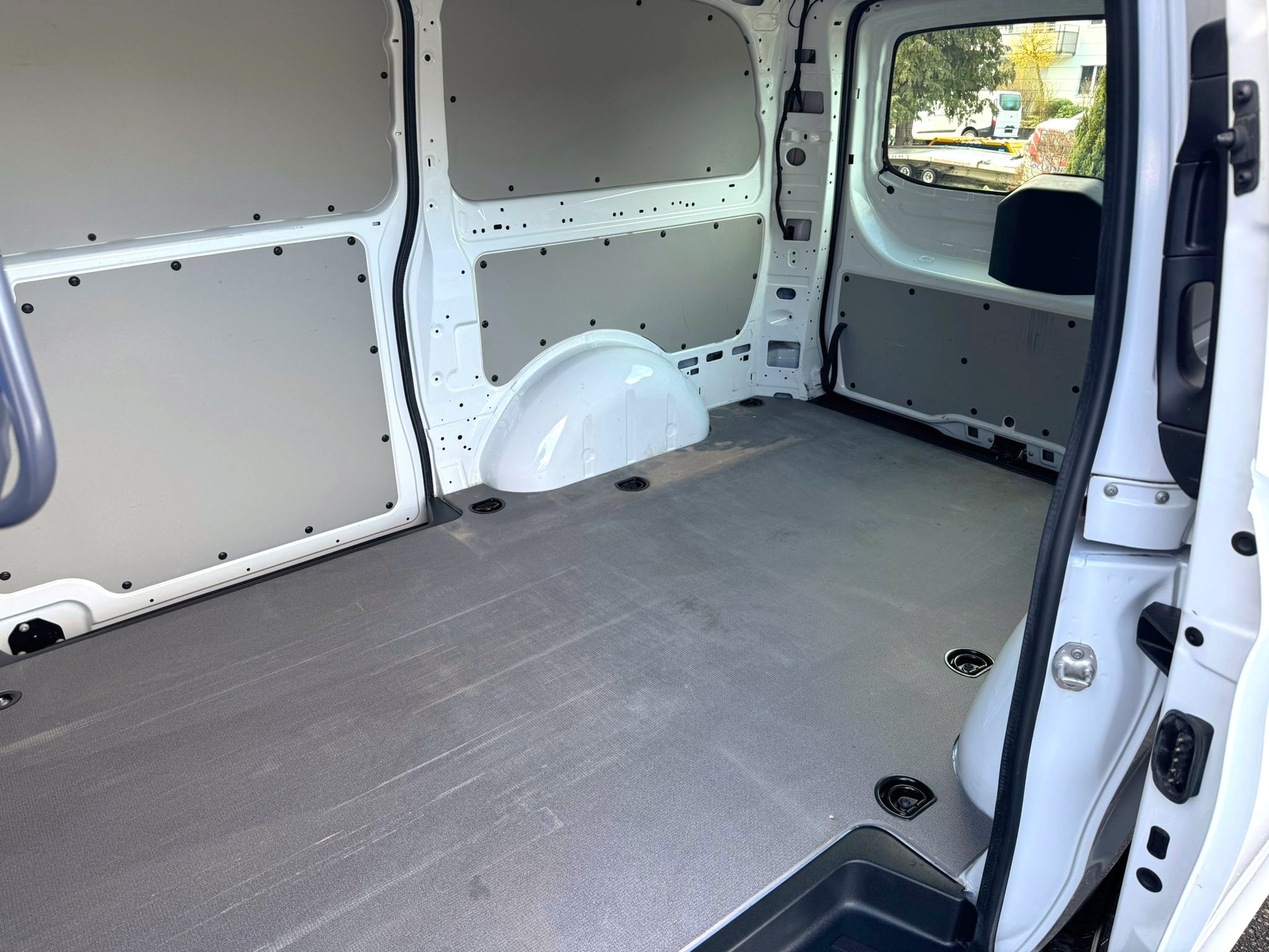 MERCEDES-BENZ Vito 114 Kaw. CDI Lang 9G-Tronic-image-15