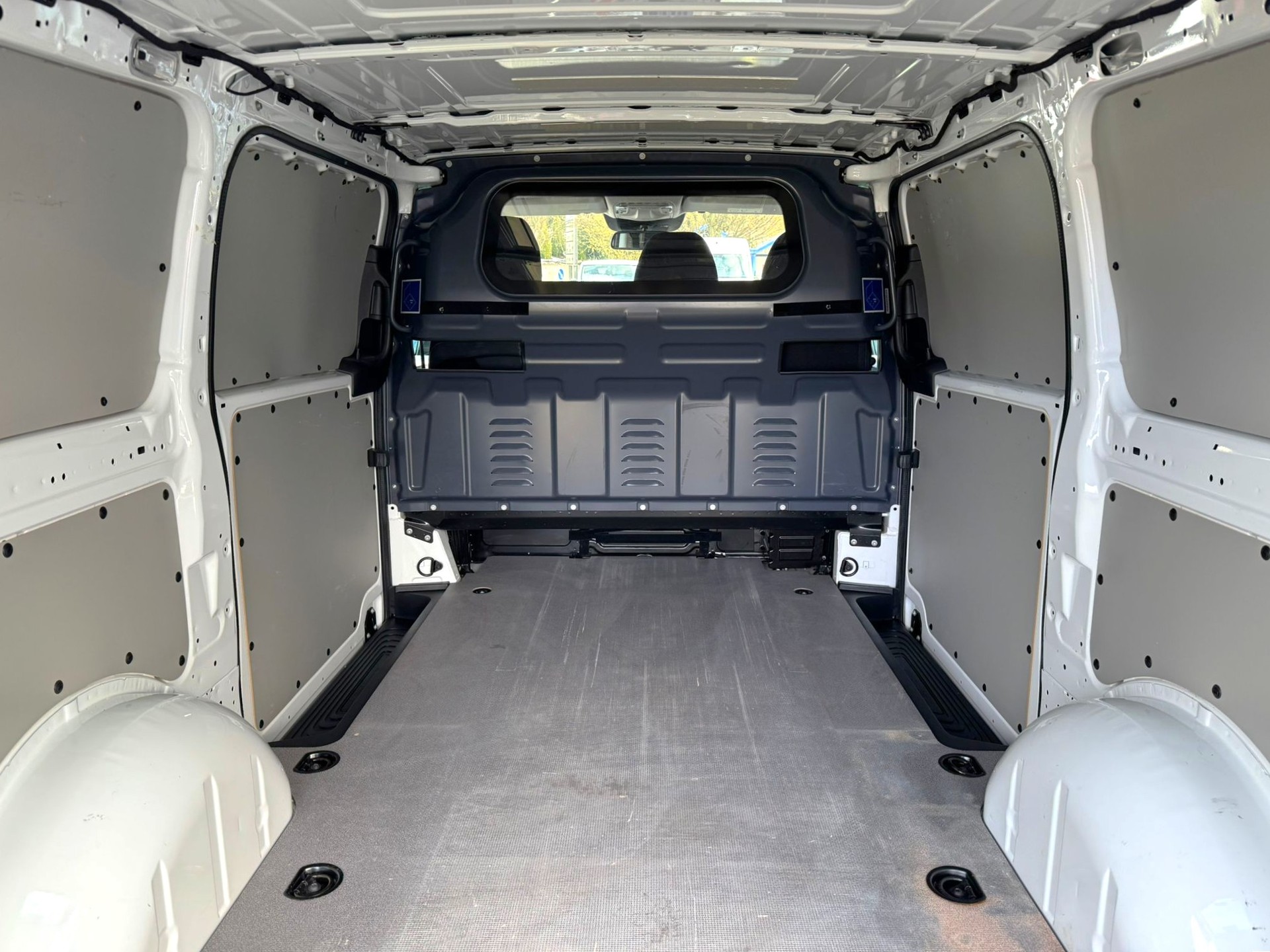 MERCEDES-BENZ Vito 114 Kaw. CDI Lang 9G-Tronic-image-19