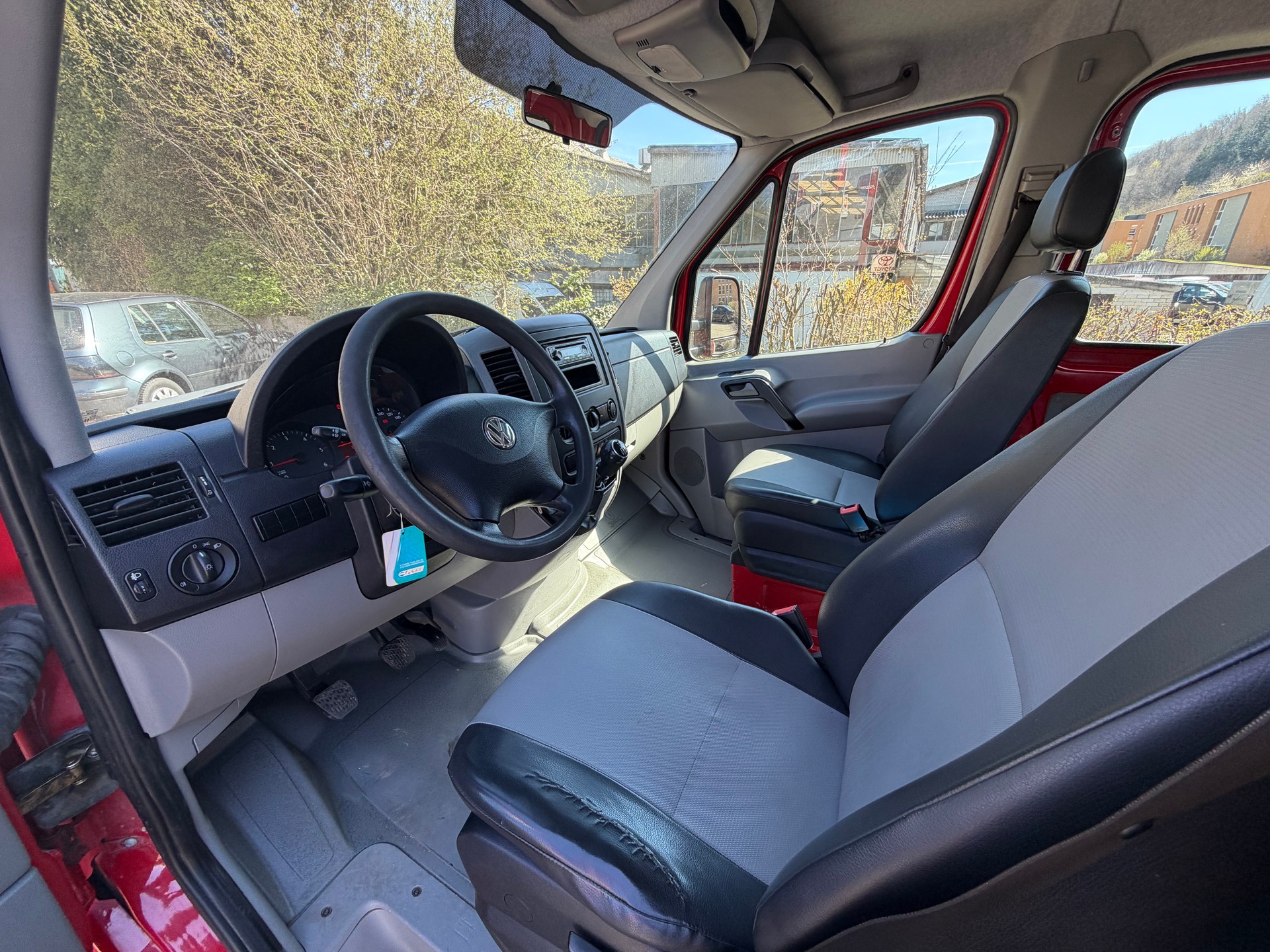 VW Crafter 35 2.0 BiTDI CR-image-9