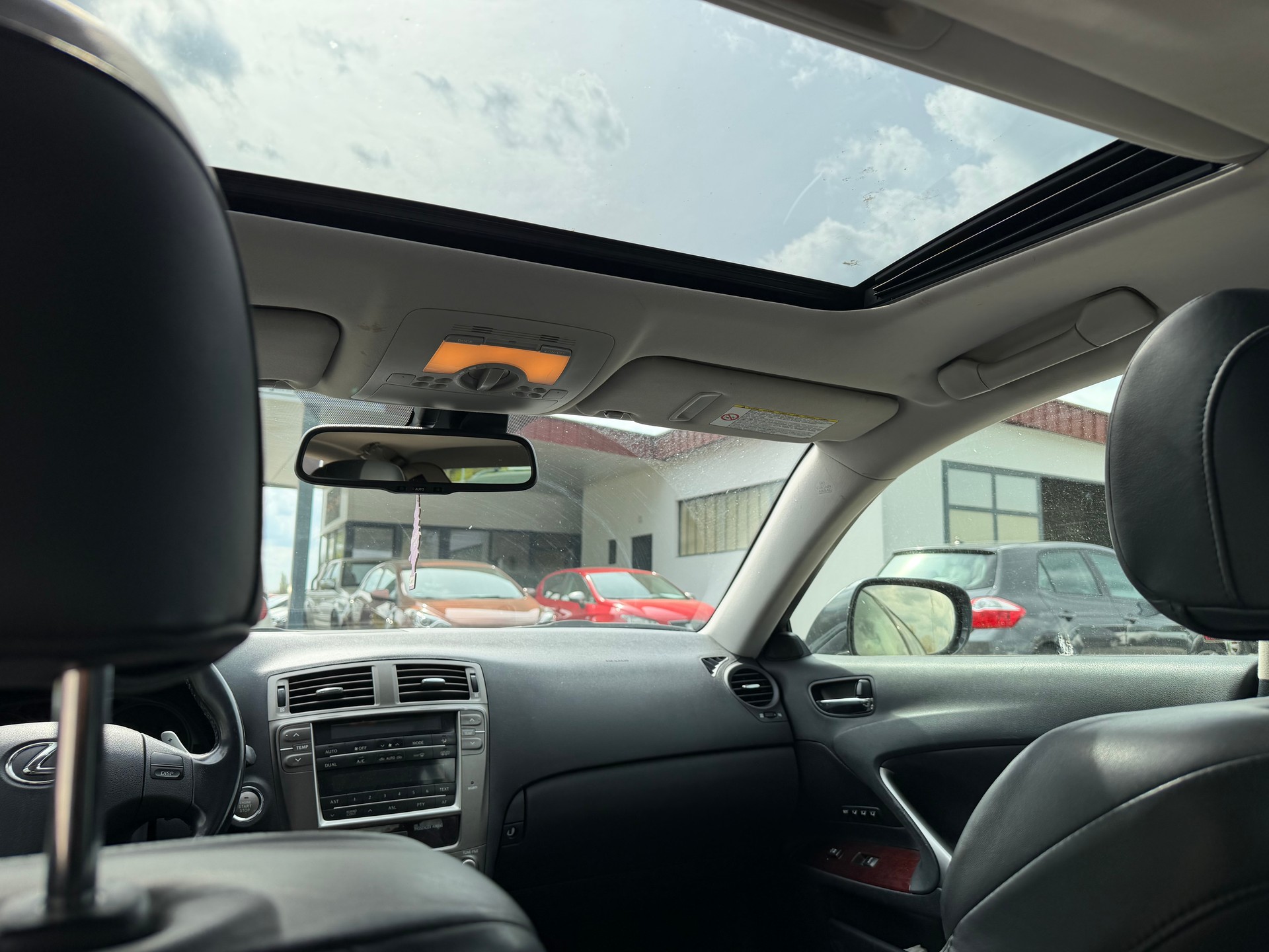 LEXUS IS 250 Sport Automatic-image-8