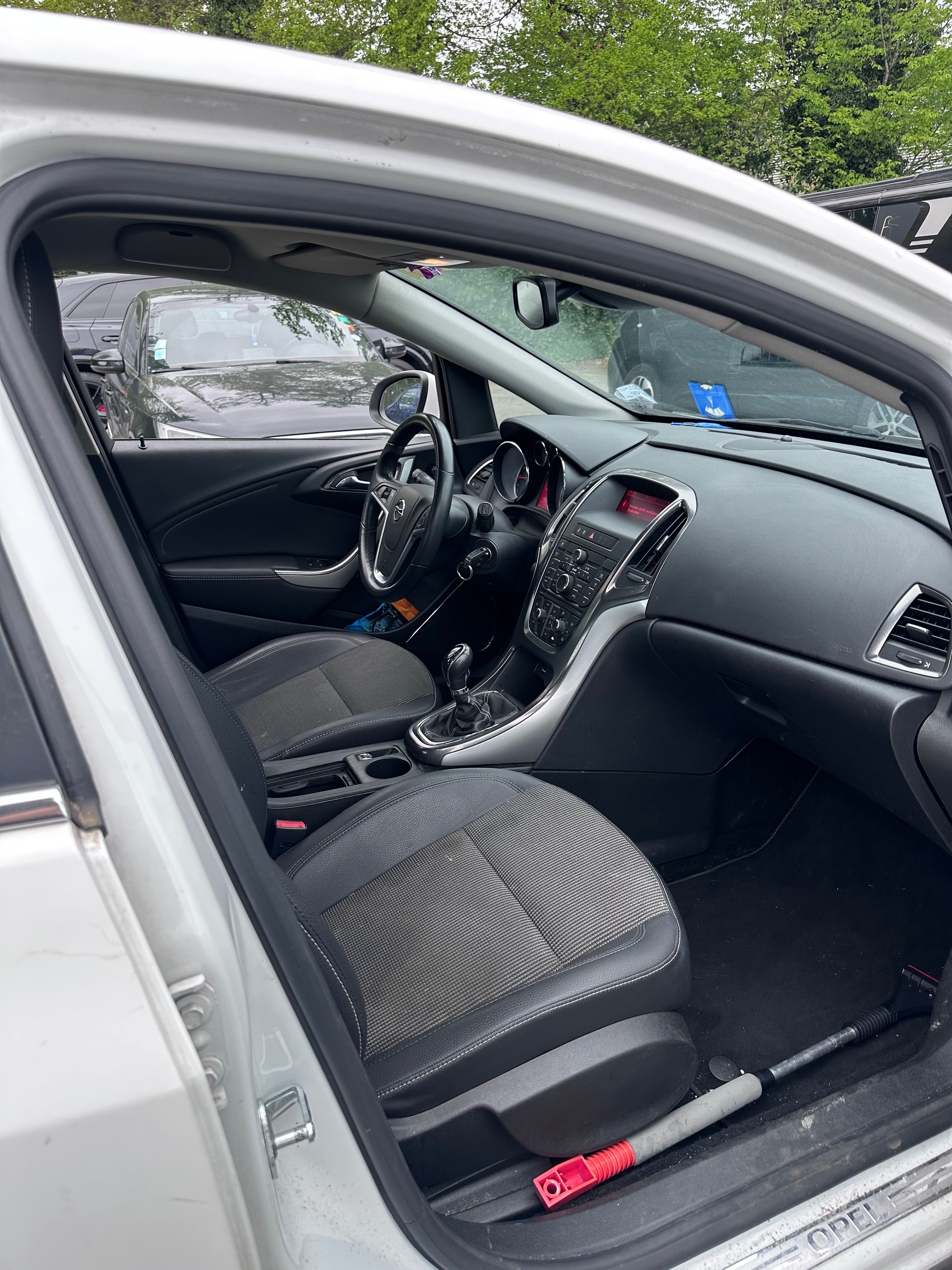 OPEL Astra SportsTourer 1.4i 16V Turbo-image-8