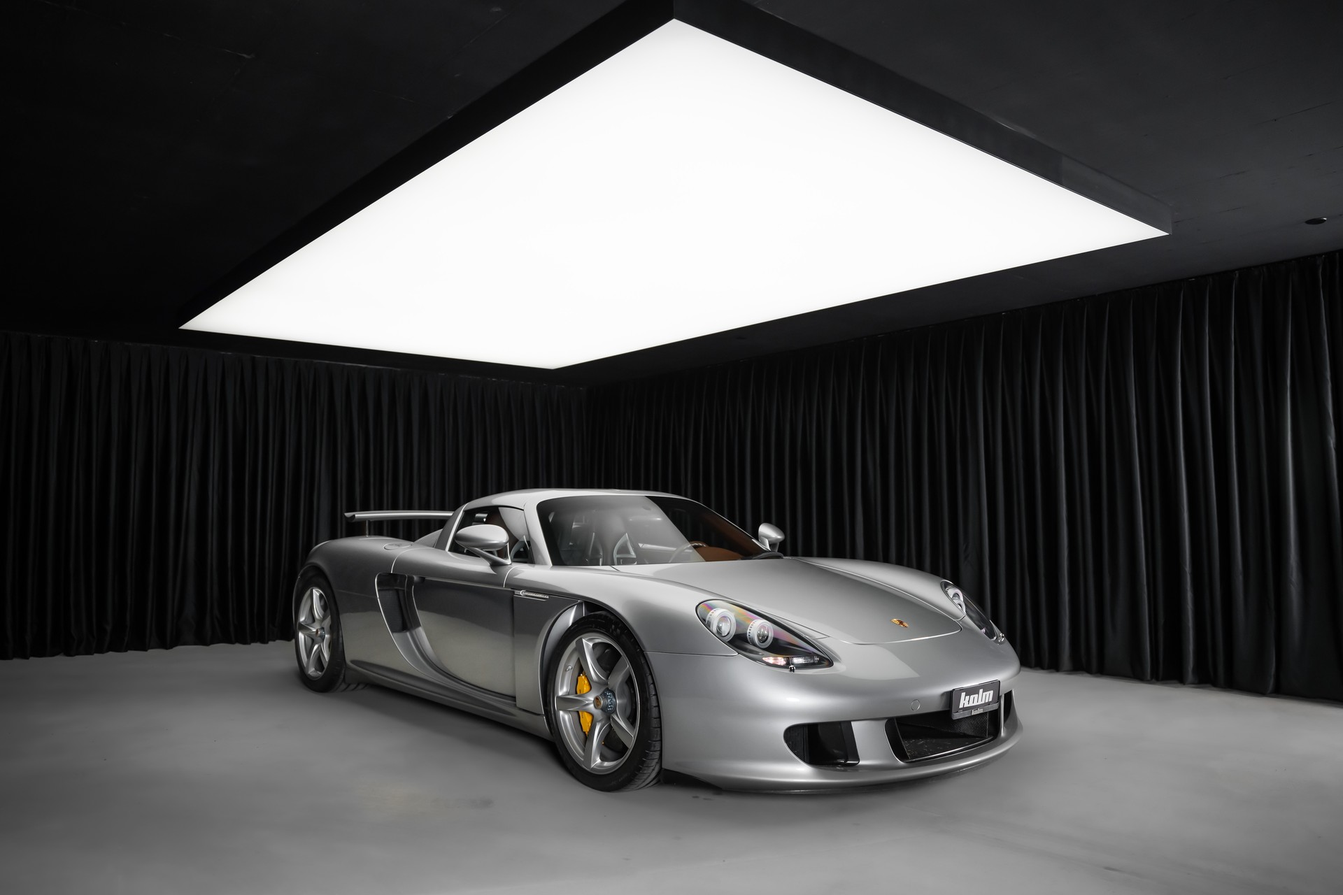 PORSCHE Carrera GT-image-4