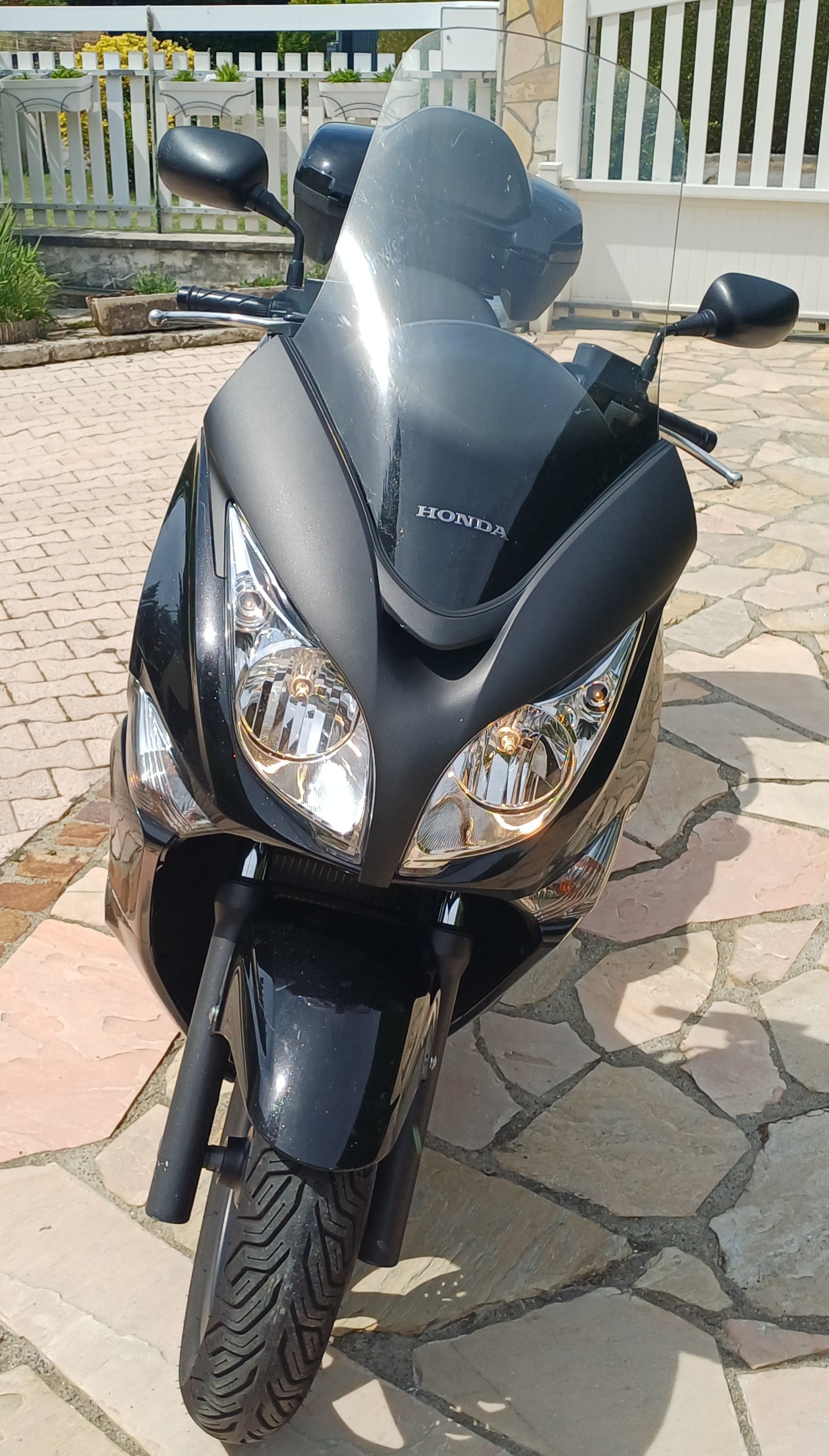 HONDA FJS 400-image-4