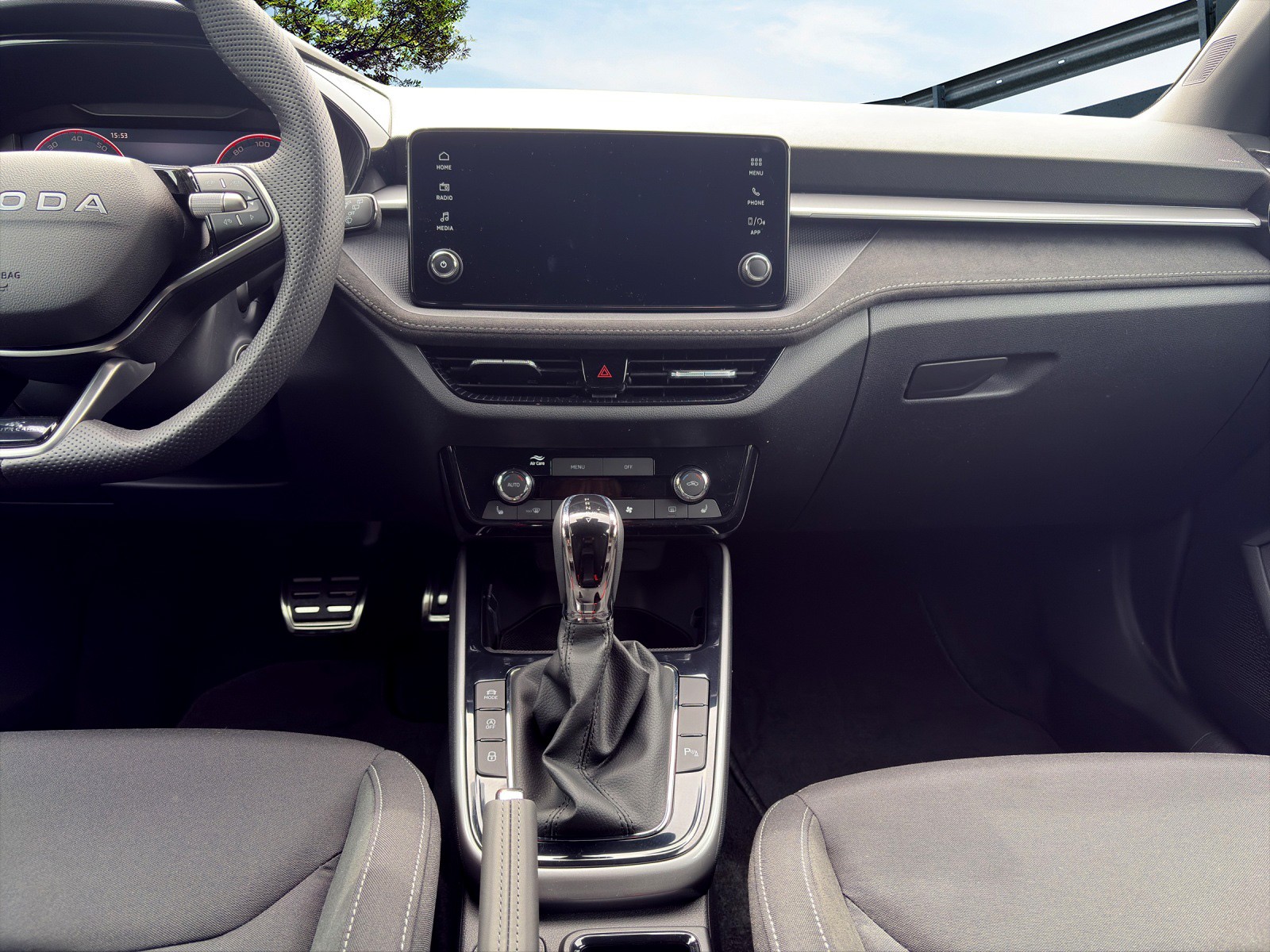 SKODA Fabia 1.5 TSI Monte Carlo DSG-image-9