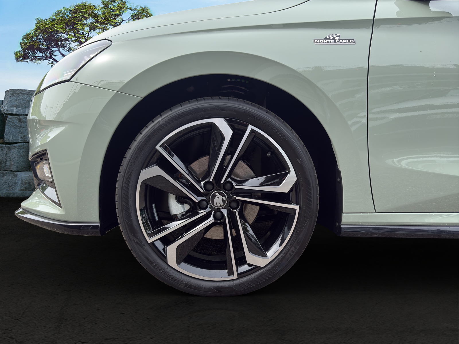 SKODA Fabia 1.5 TSI Monte Carlo DSG-image-15