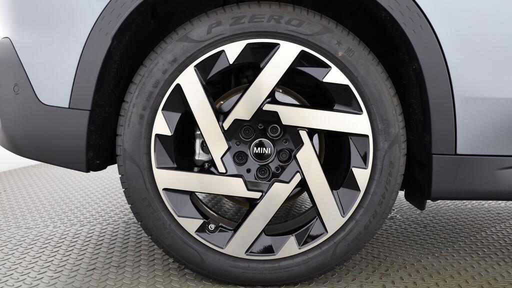 MINI Countryman SE ALL4-image-7