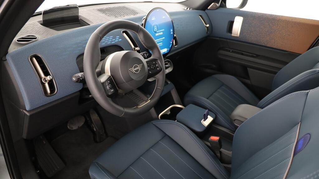 MINI Countryman SE ALL4-image-17