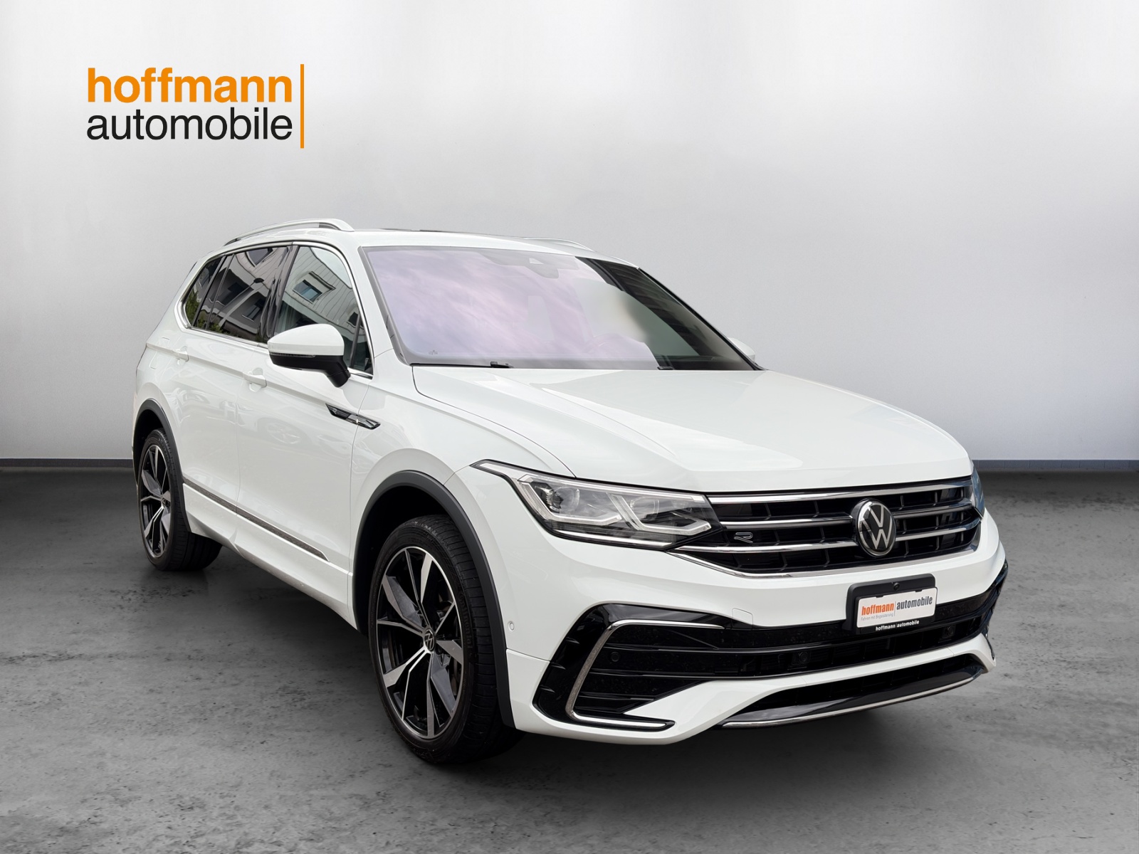 VW Tiguan Allspace 2.0TSI R-Line 4Motion DSG-showroom-element-2