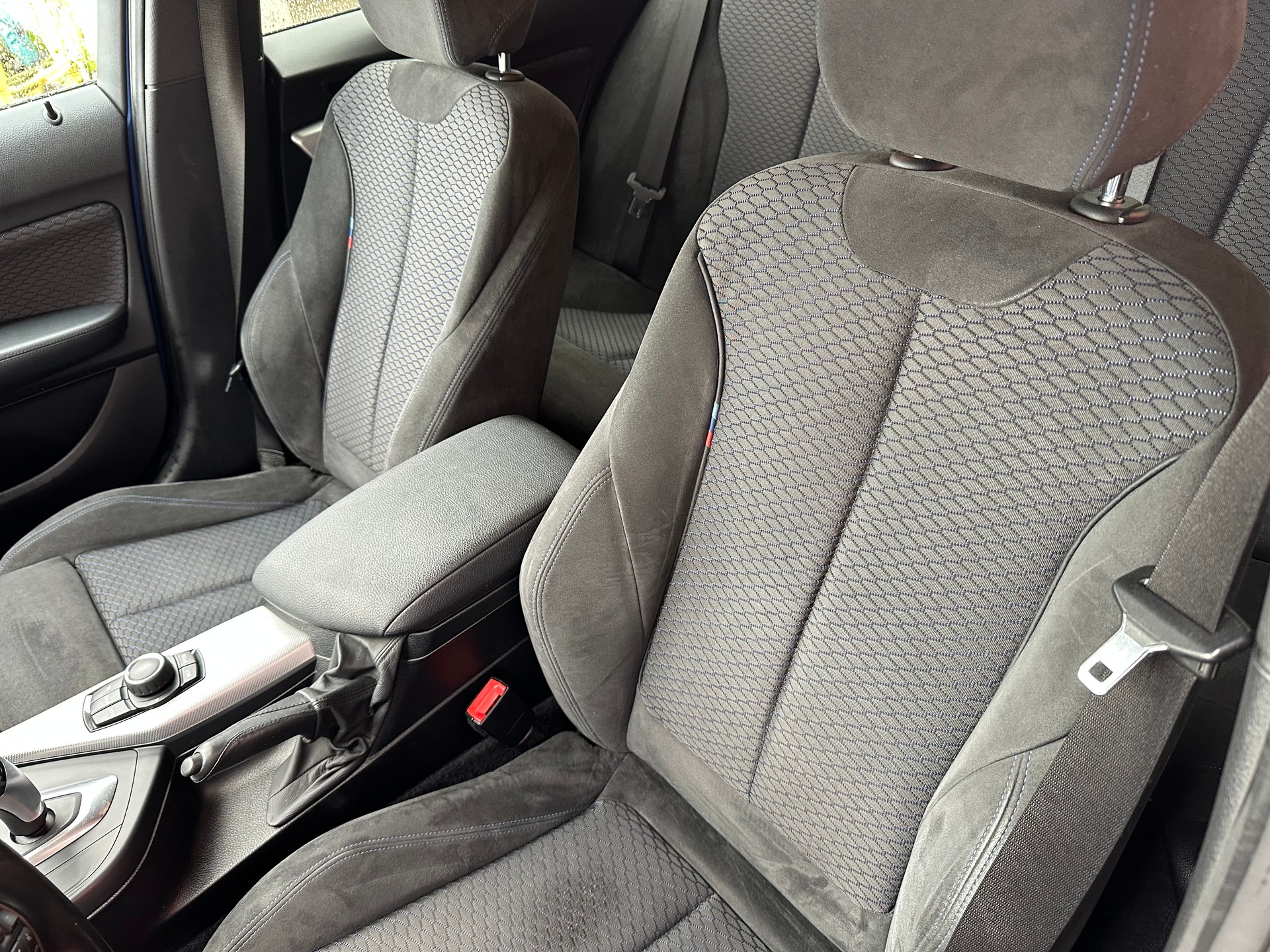 BMW 118i Sport Line Steptronic-image-13