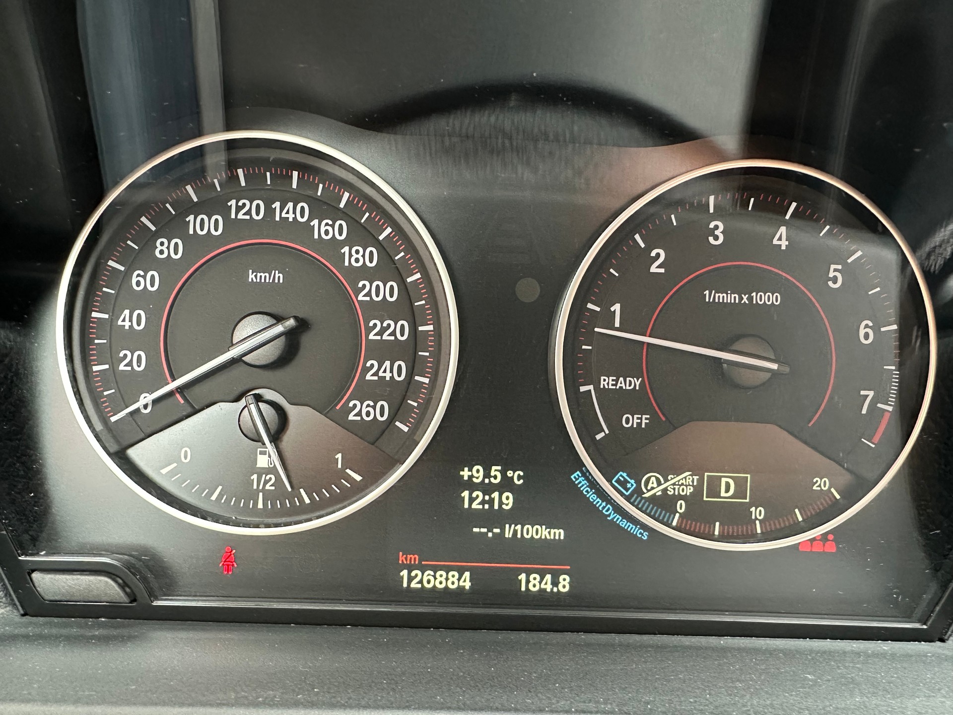 BMW 118i Sport Line Steptronic-image-6