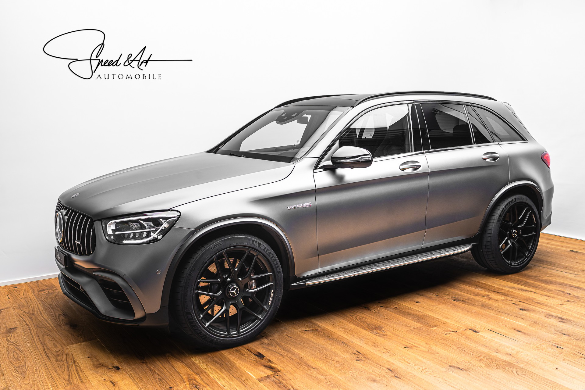 MERCEDES-BENZ GLC 63 AMG 4Matic 9G-Tronic | MAGNO GRAU | GRATIS SERVICE-showroom-element-1