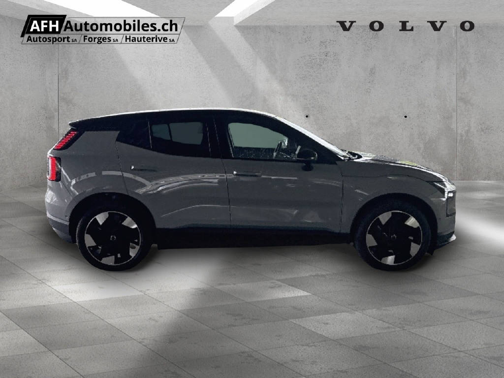 VOLVO EX 30 E60 Twin Ultra Performance AWD-image-5