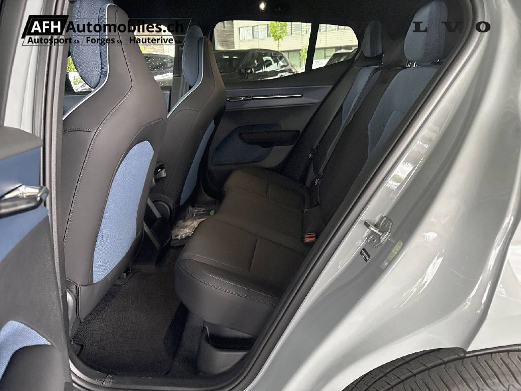VOLVO EX 30 E60 Twin Ultra Performance AWD-image-14