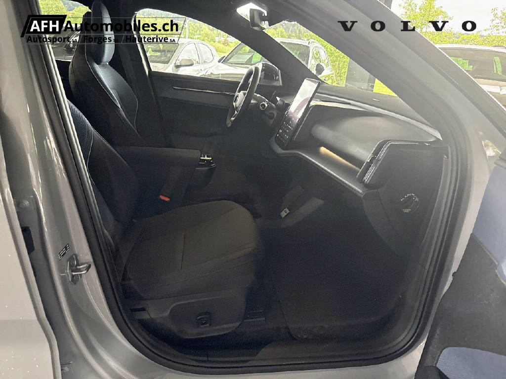VOLVO EX 30 E60 Twin Ultra Performance AWD-image-8