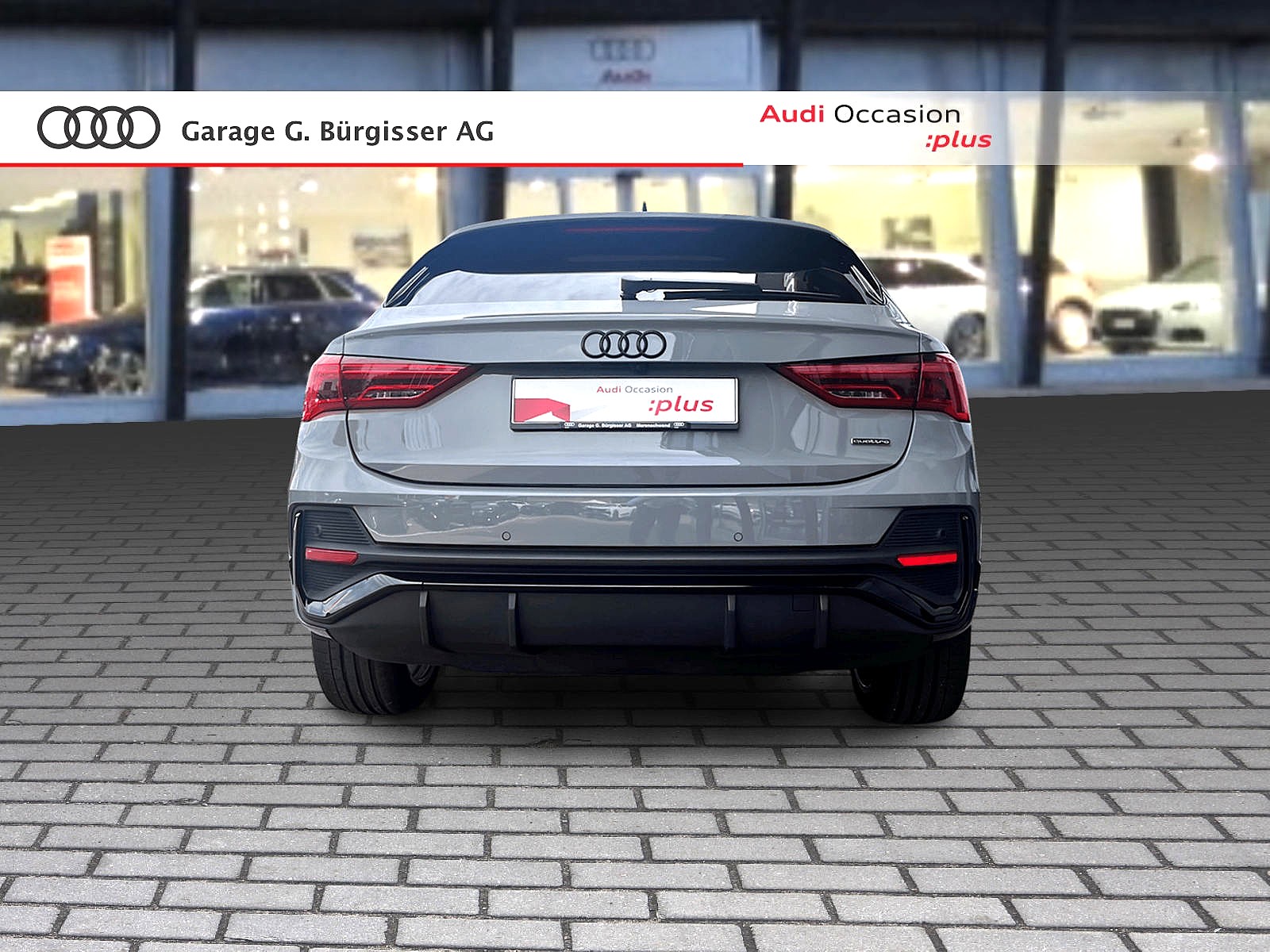 AUDI Q3 Sportback 40 TDI S line quattro S-tronic Nardograu Sonderlackierung-image-4
