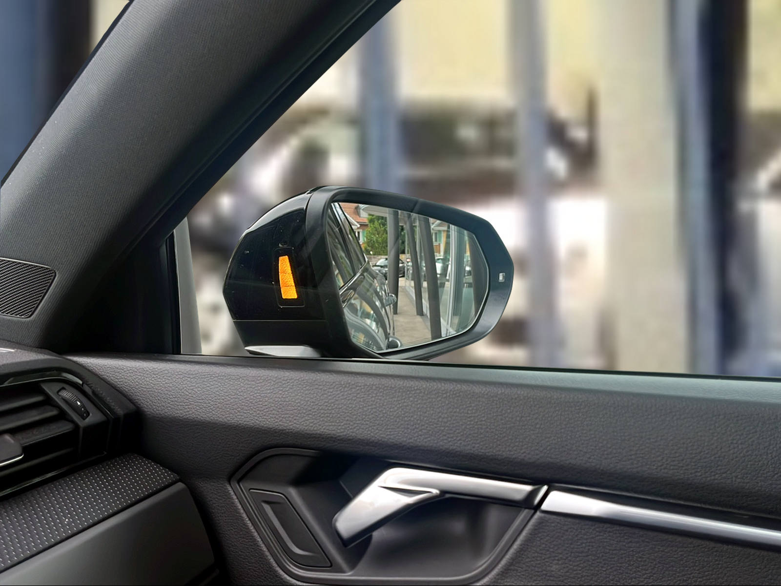 AUDI Q3 Sportback 40 TDI S line quattro S-tronic Nardograu Sonderlackierung-image-15
