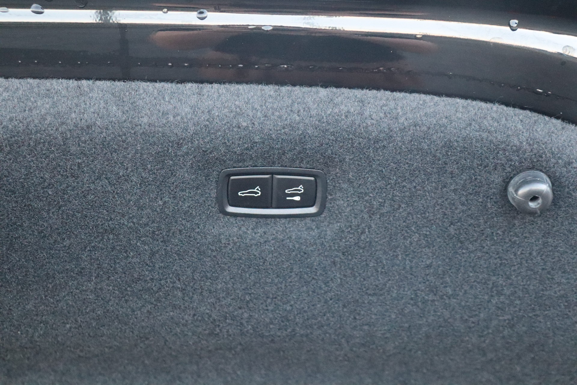 AUDI e-tron GT quattro-image-7