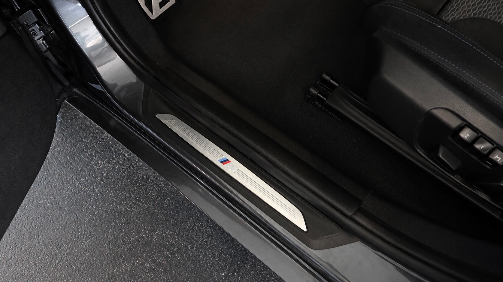 BMW X1 25d xDrive SAG-showroom-element-2
