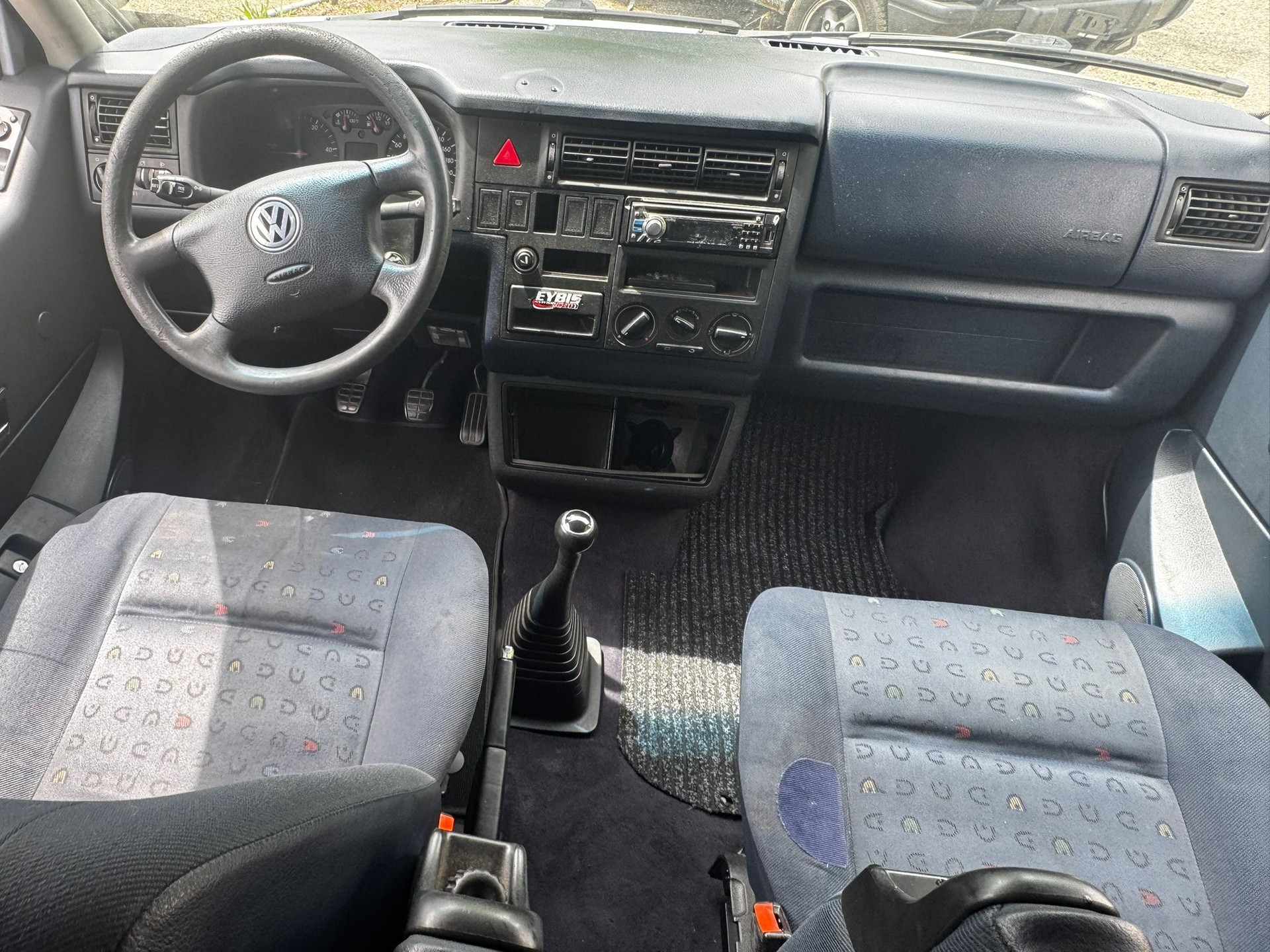 VW T4 Caravelle 2.5TDI ABS-image-6