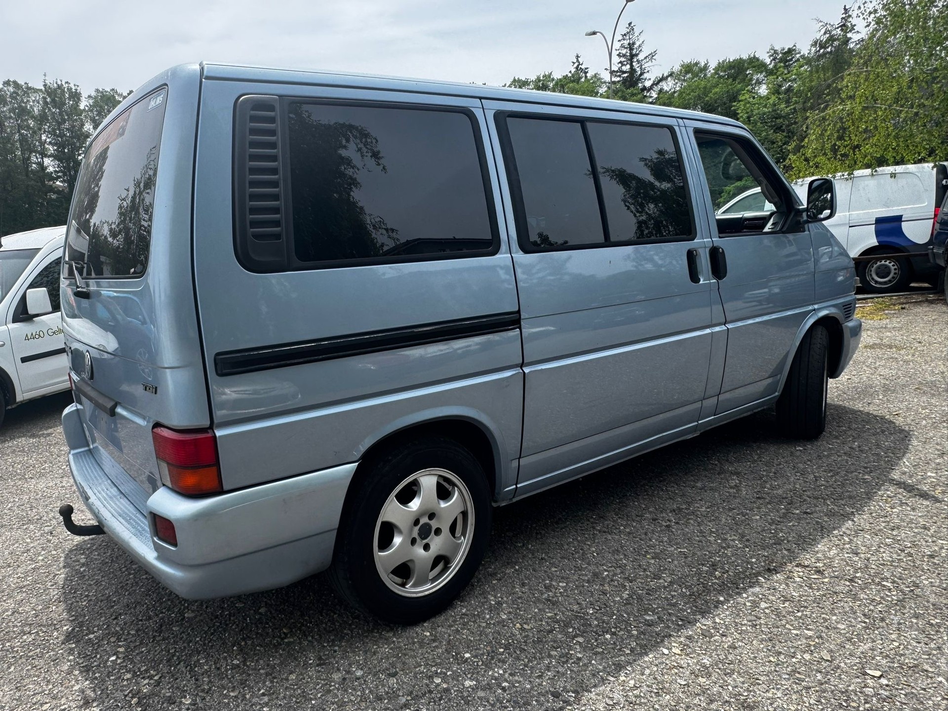 VW T4 Caravelle 2.5TDI ABS-image-4