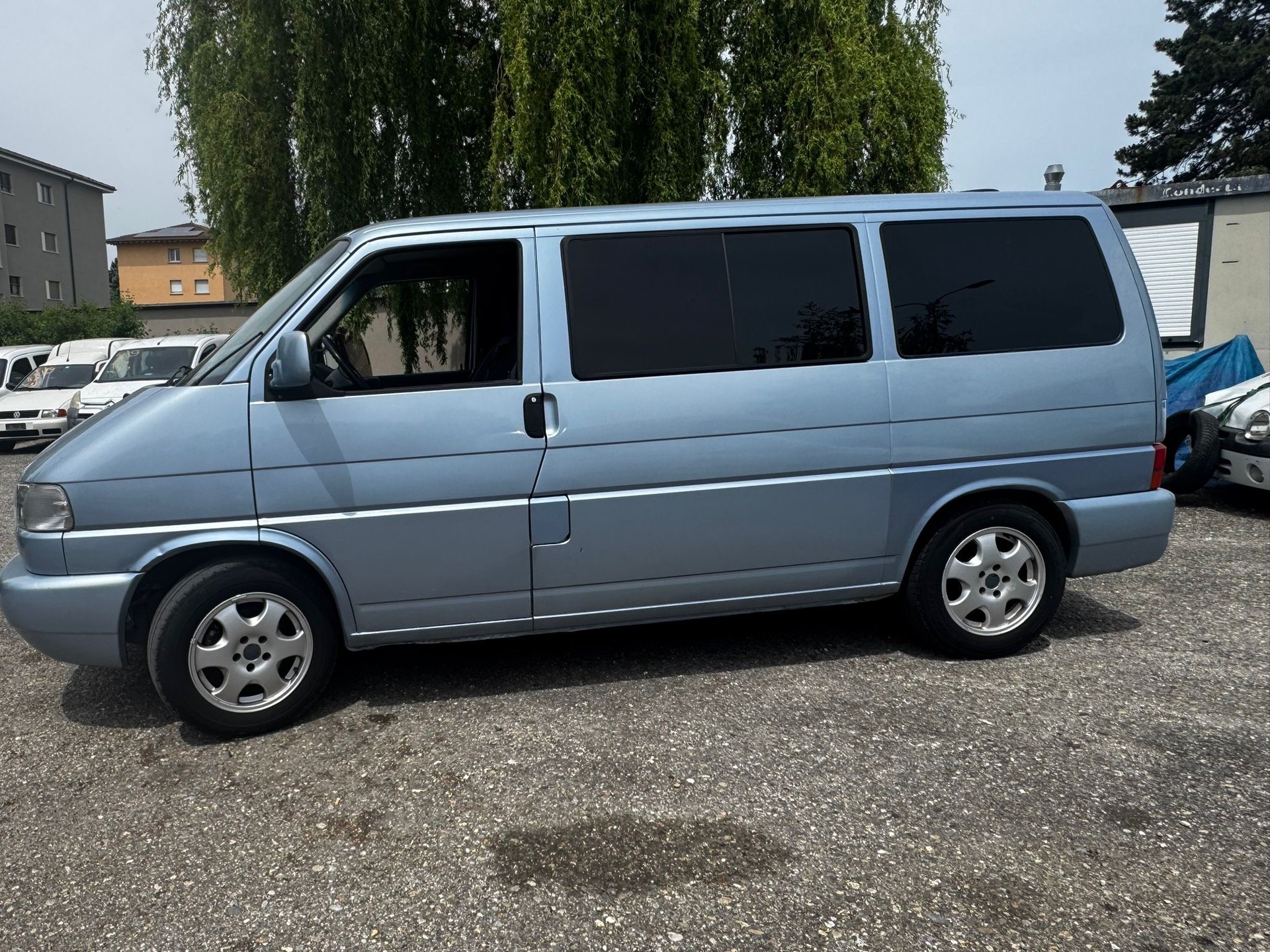 VW T4 Caravelle 2.5TDI ABS-image-2