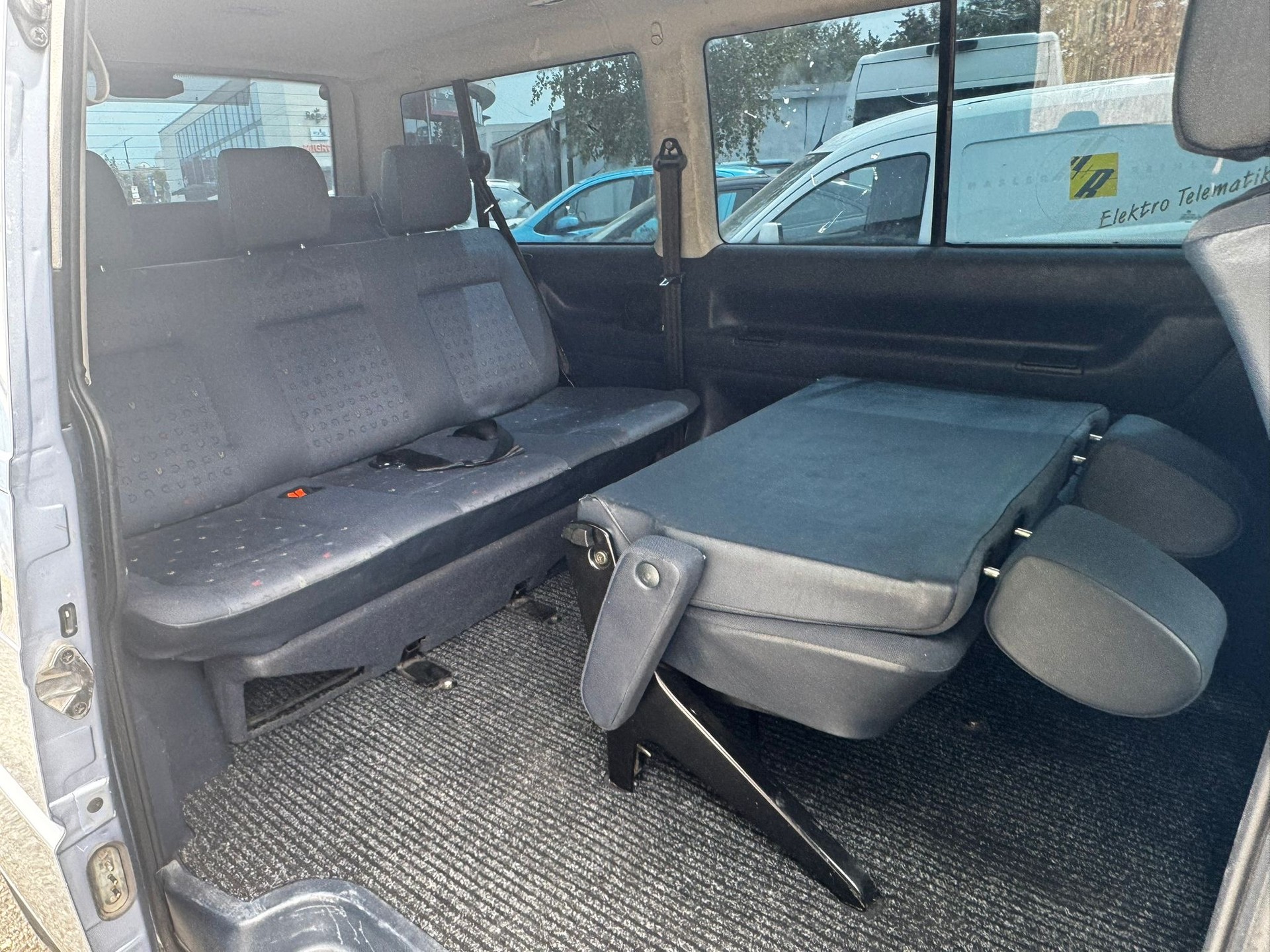 VW T4 Caravelle 2.5TDI ABS-image-10
