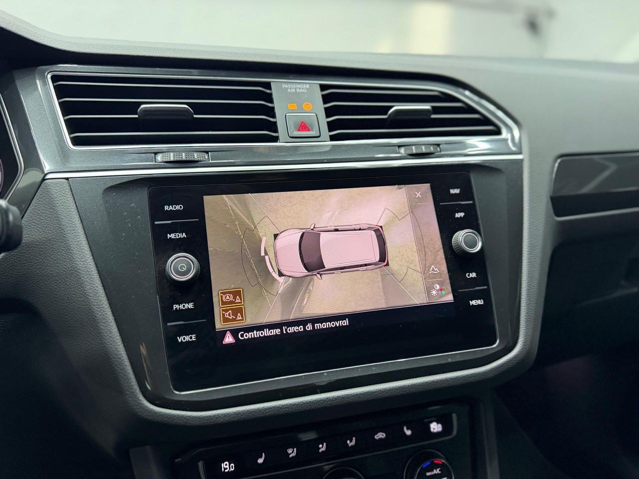VW Tiguan 1.4TSI R-Line 4Motion DSG | Virtual Cockpit | ACC Tempomat | 360° Kamera-image-15