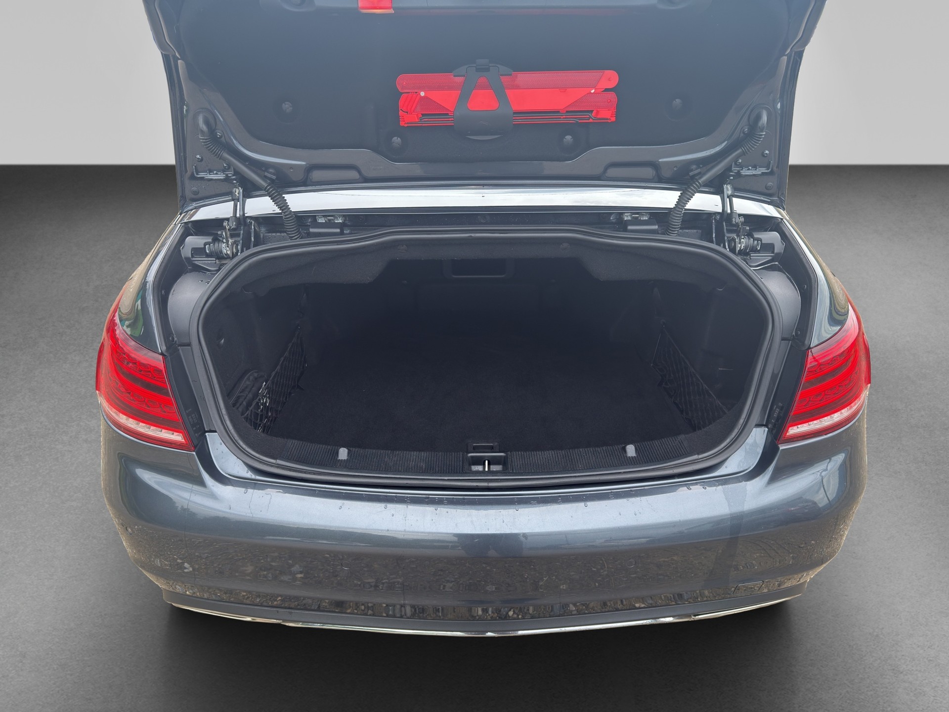 MERCEDES-BENZ E 350 7G-Tronic-image-16
