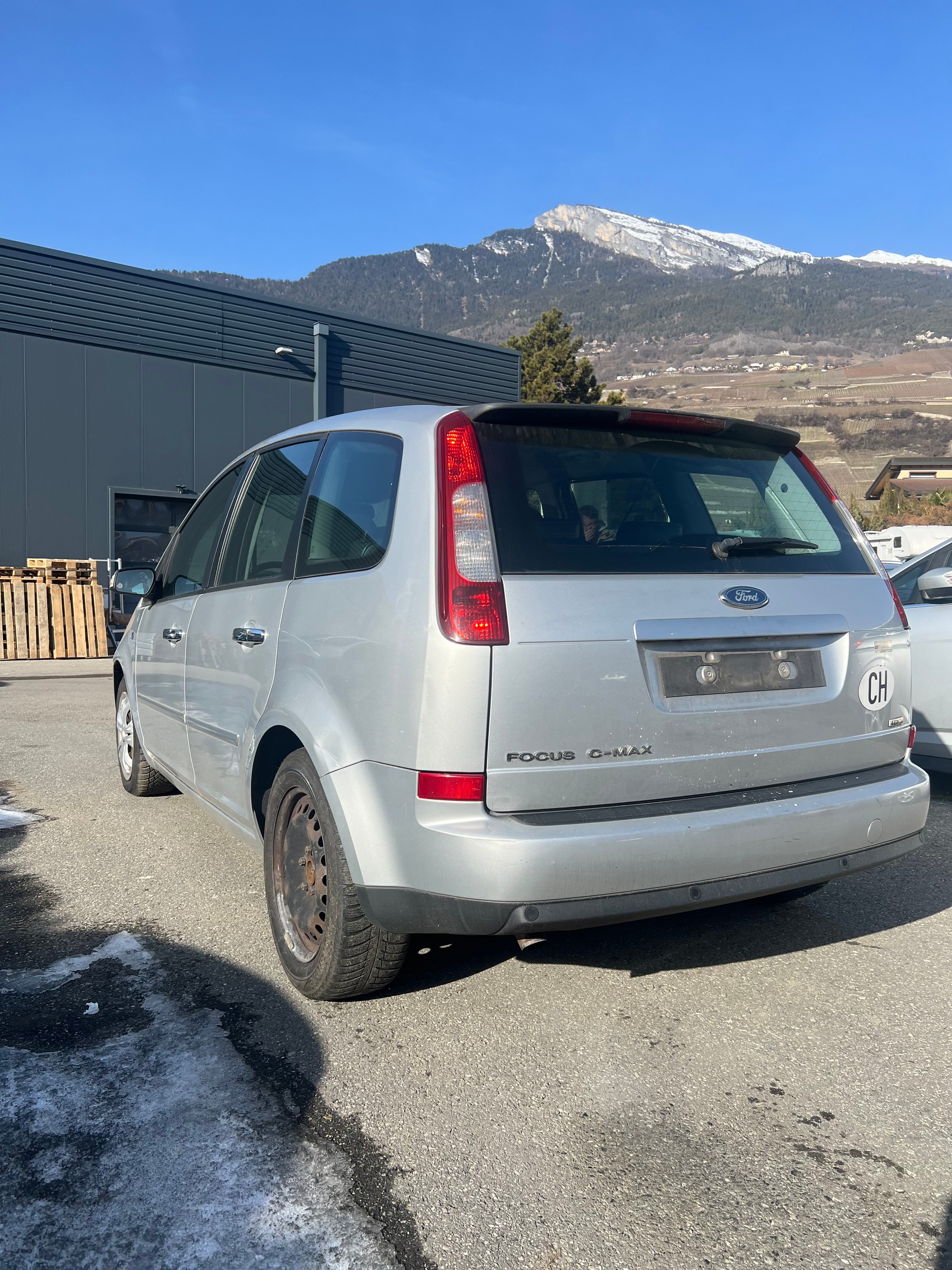 FORD C-MAX-image-4