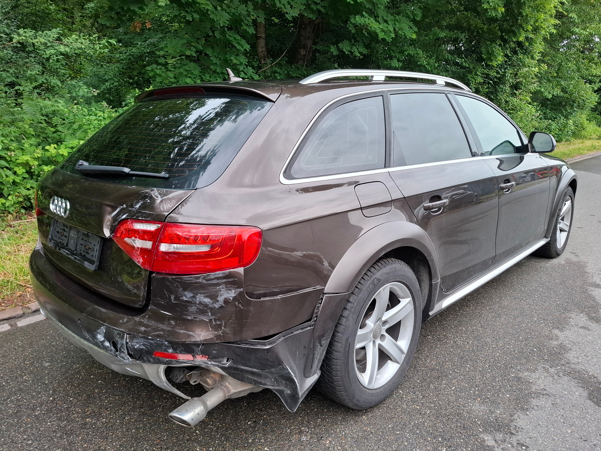 AUDI A4 allroad 3.0 TDI quattro S-tronic-image-7