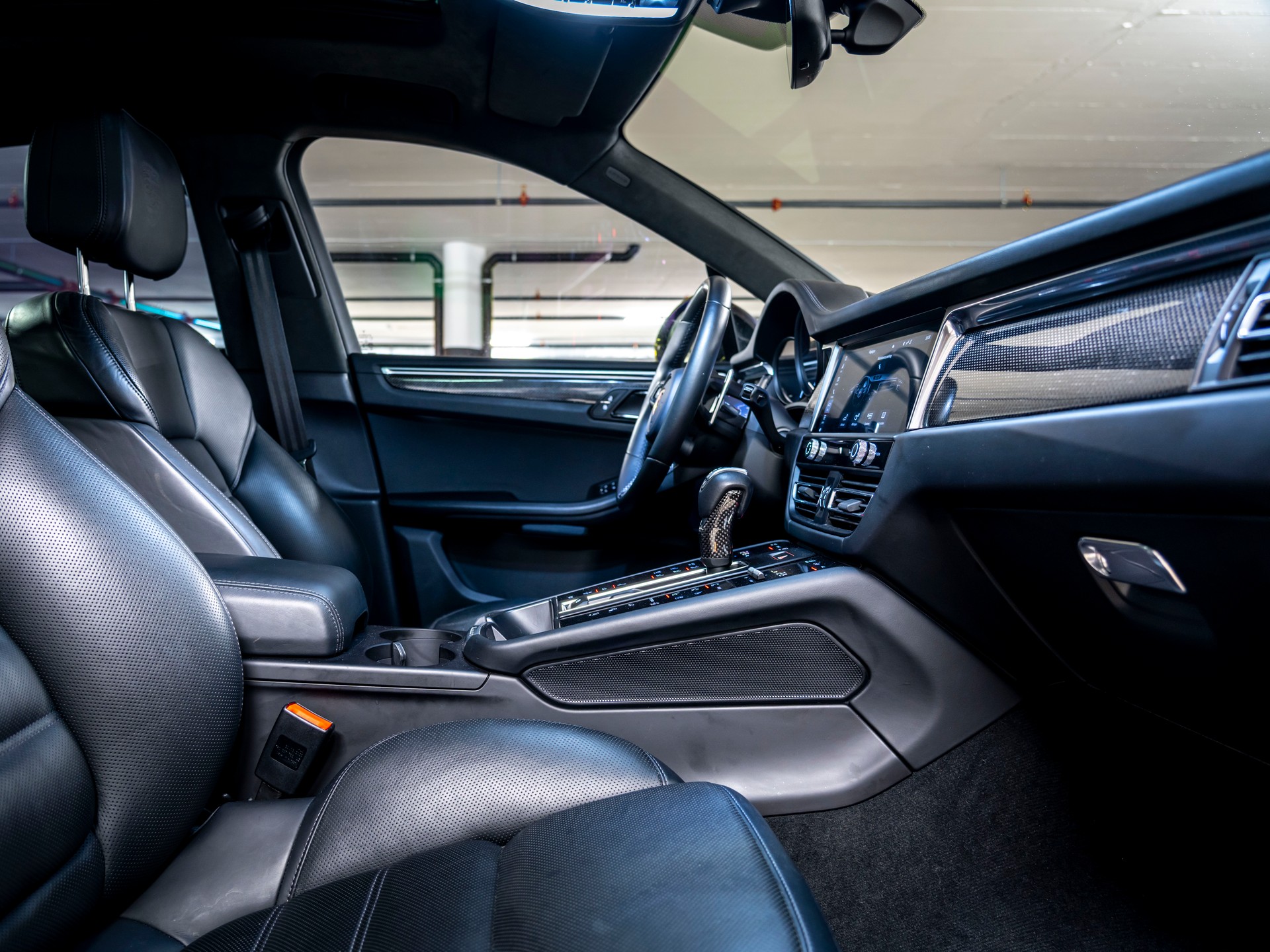 PORSCHE Macan GTS PDK-image-21