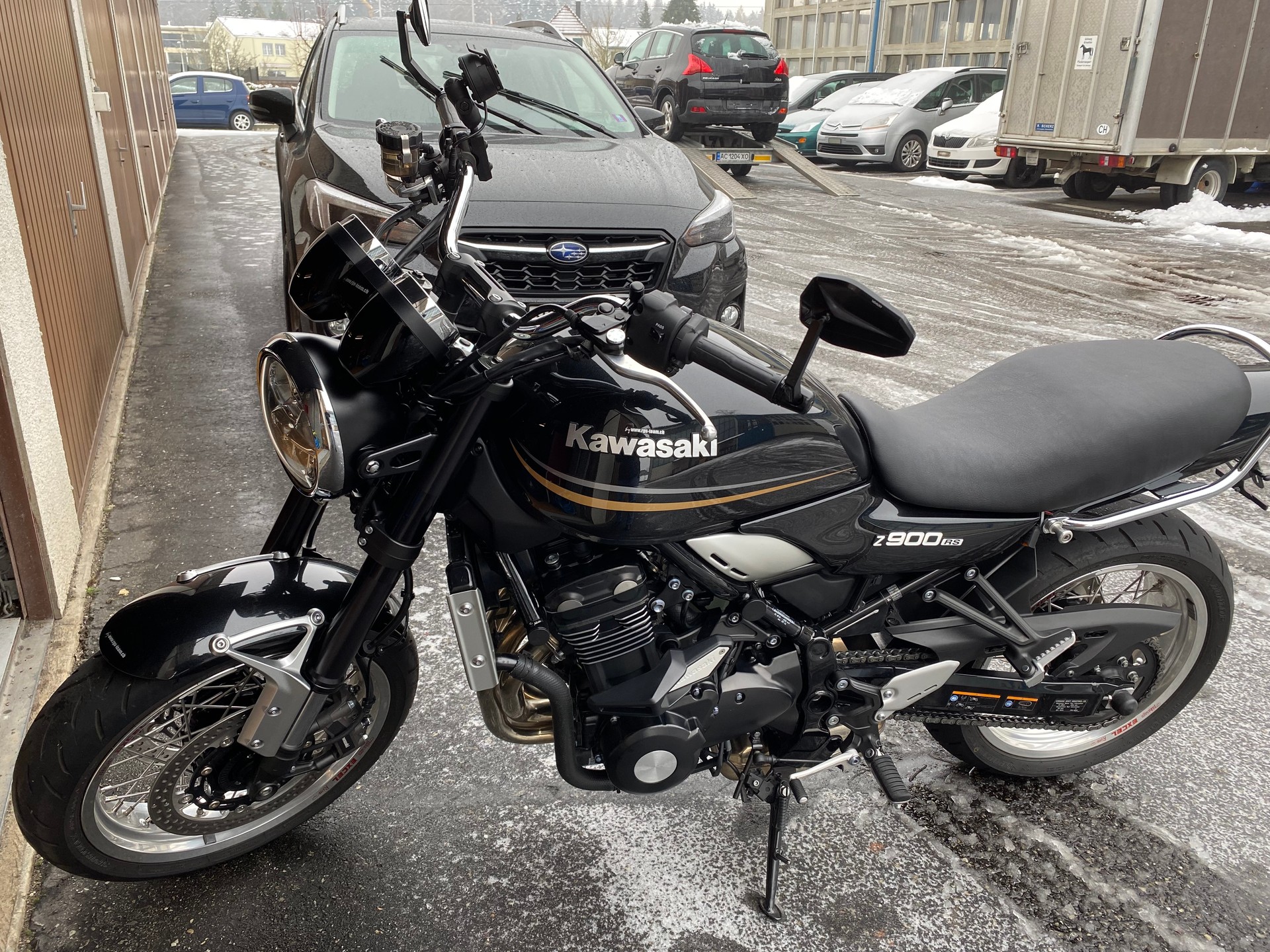 KAWASAKI Z 900 RS-image-1