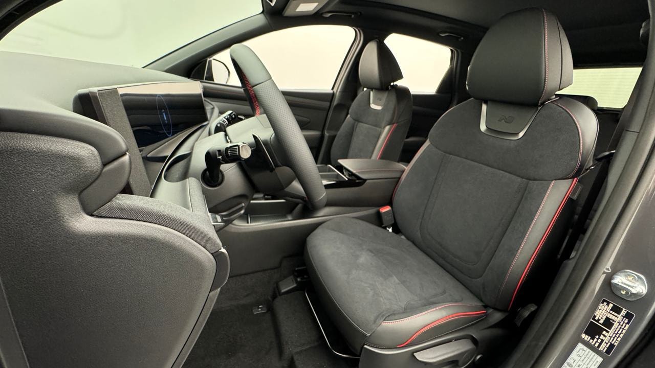 HYUNDAI Tucson 1.6 TGDI PHEV N-Line 4WD-image-4