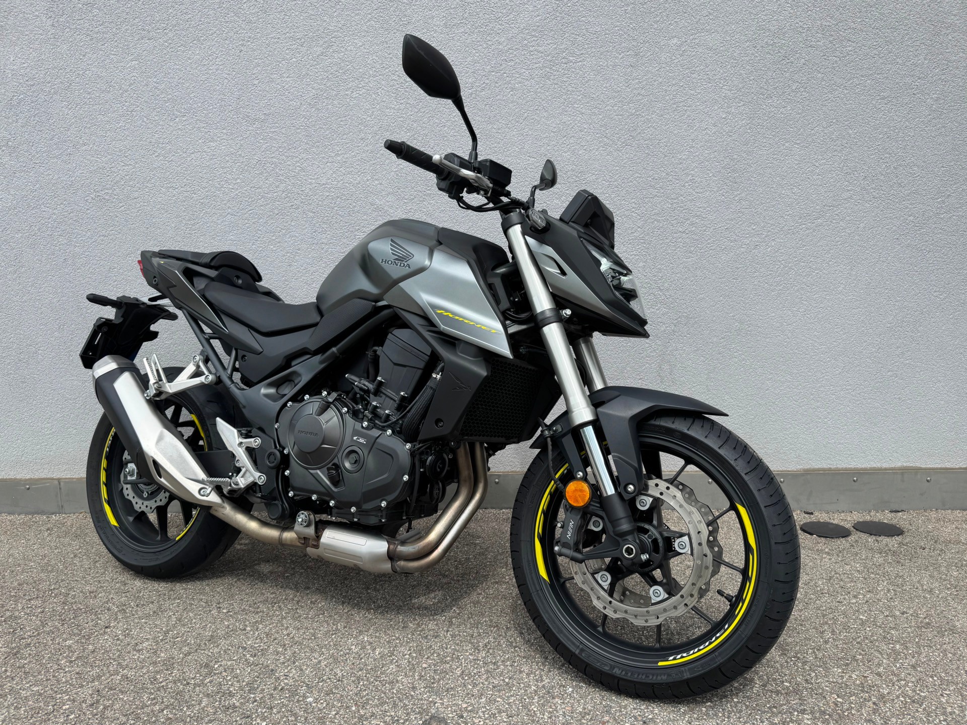 HONDA CB 750 Hornet-image-0