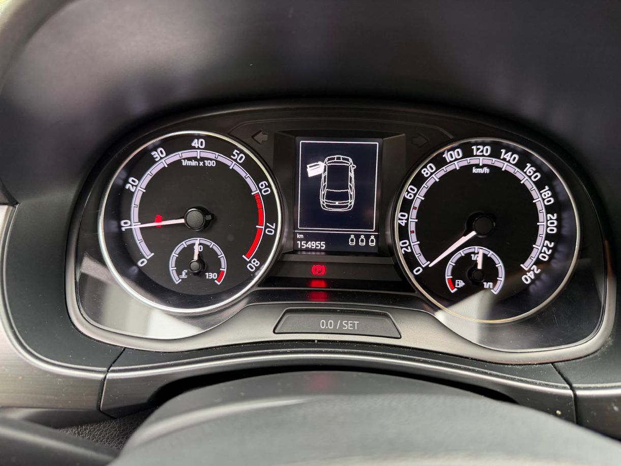 SKODA Fabia Combi 1.0 TSI Soleil-image-12