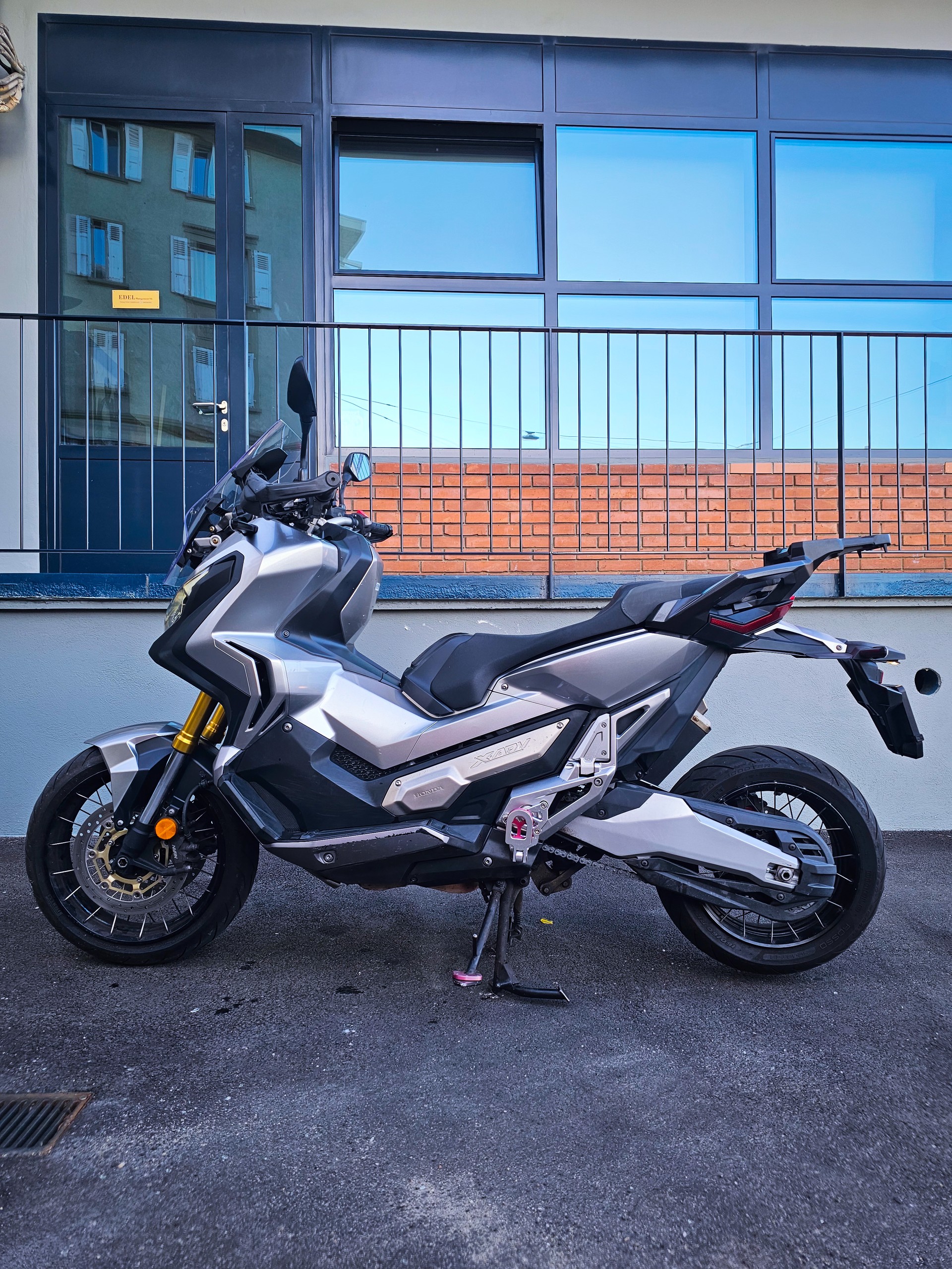 HONDA X-ADV-image-0