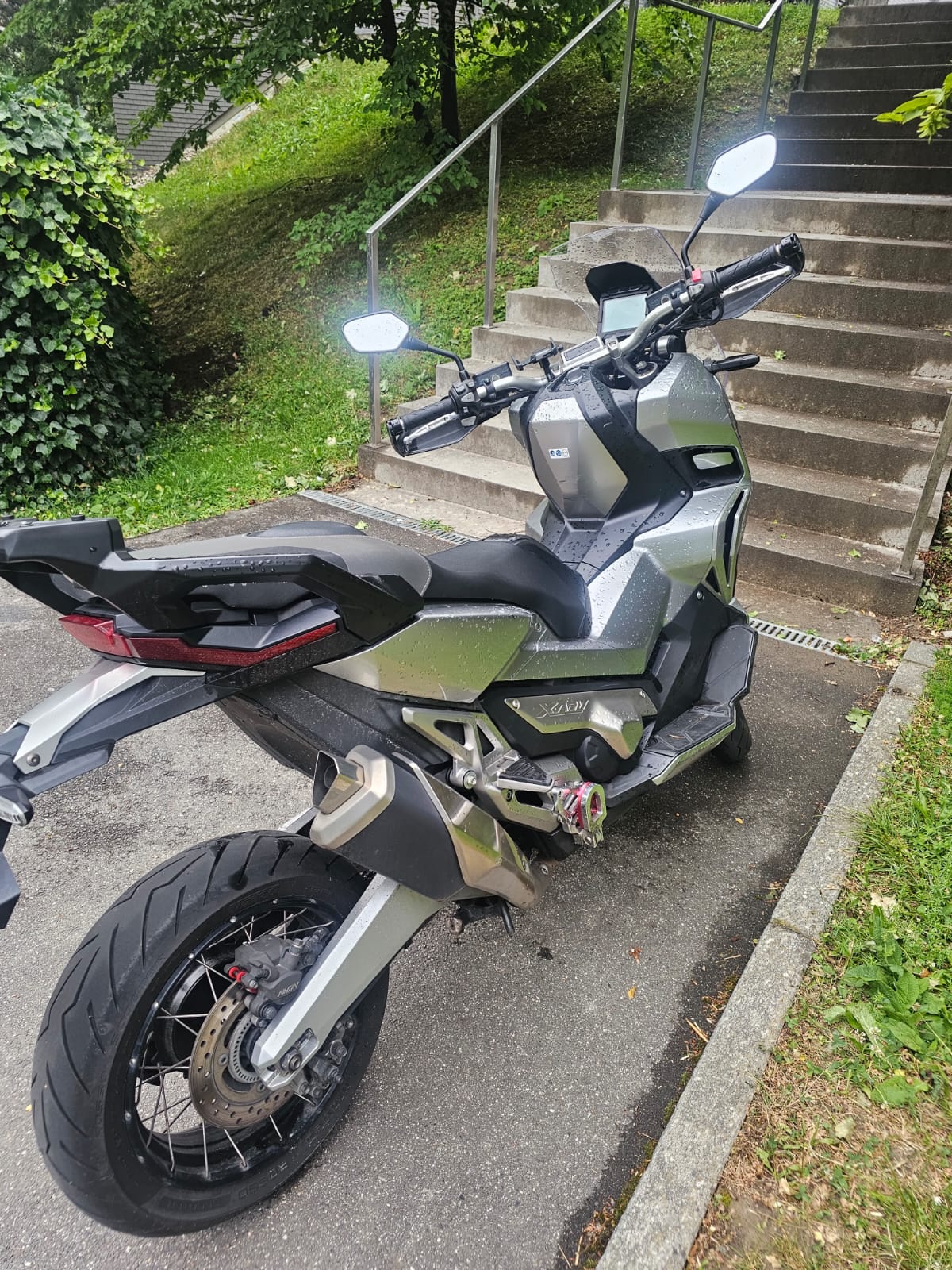 HONDA X-ADV-image-2