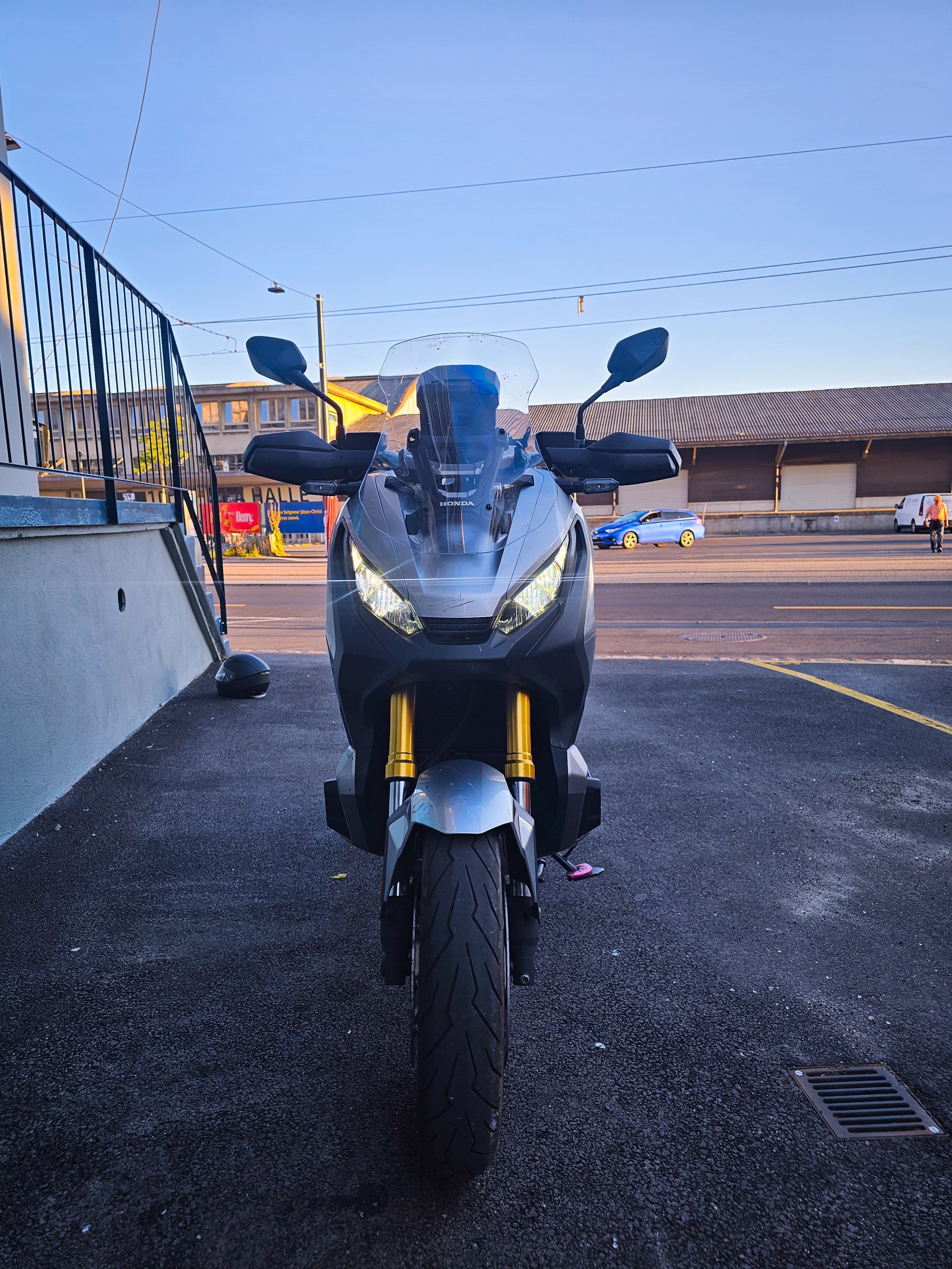 HONDA X-ADV-image-2
