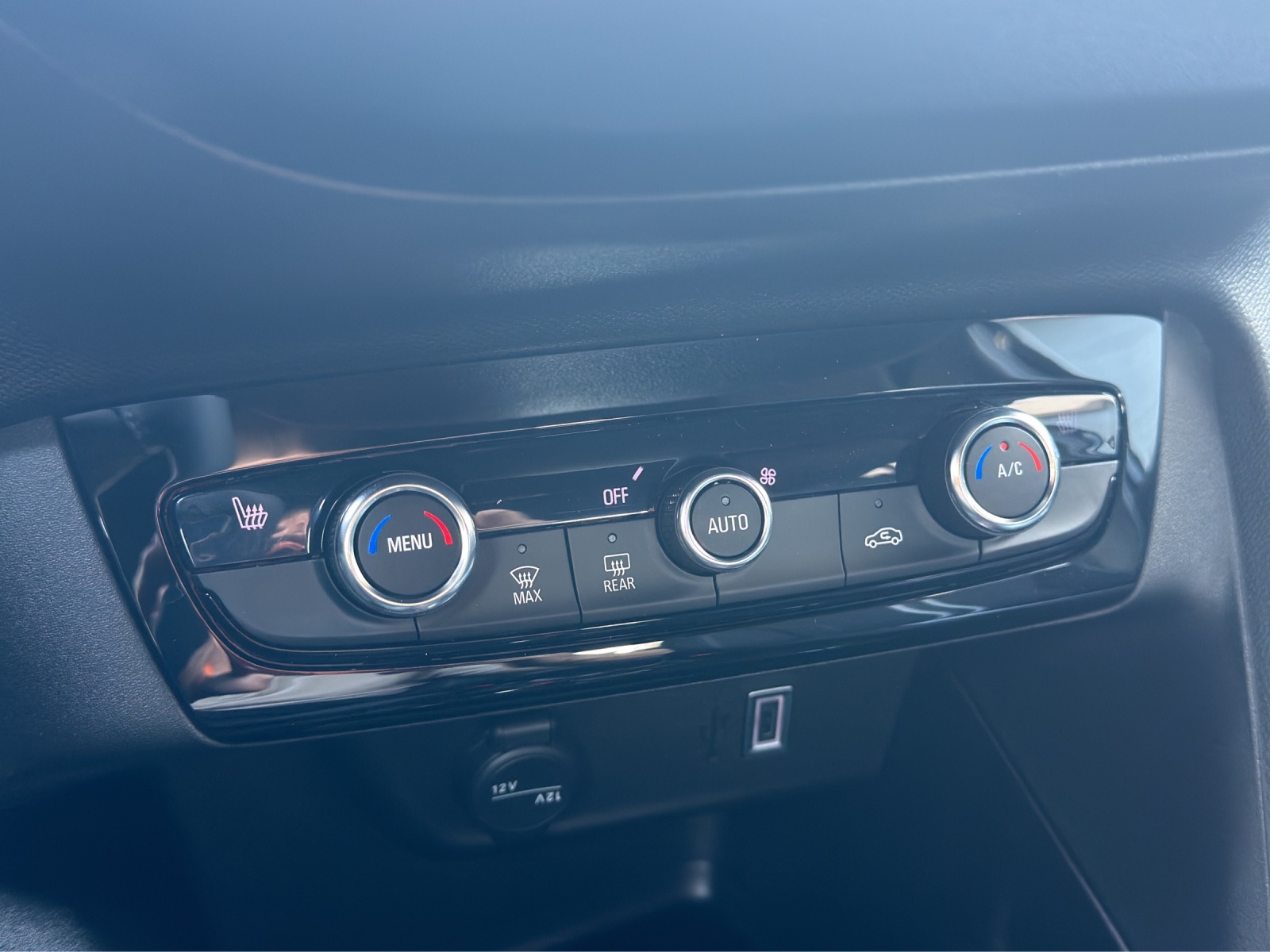 OPEL Corsa e GS - 51kWh-image-17