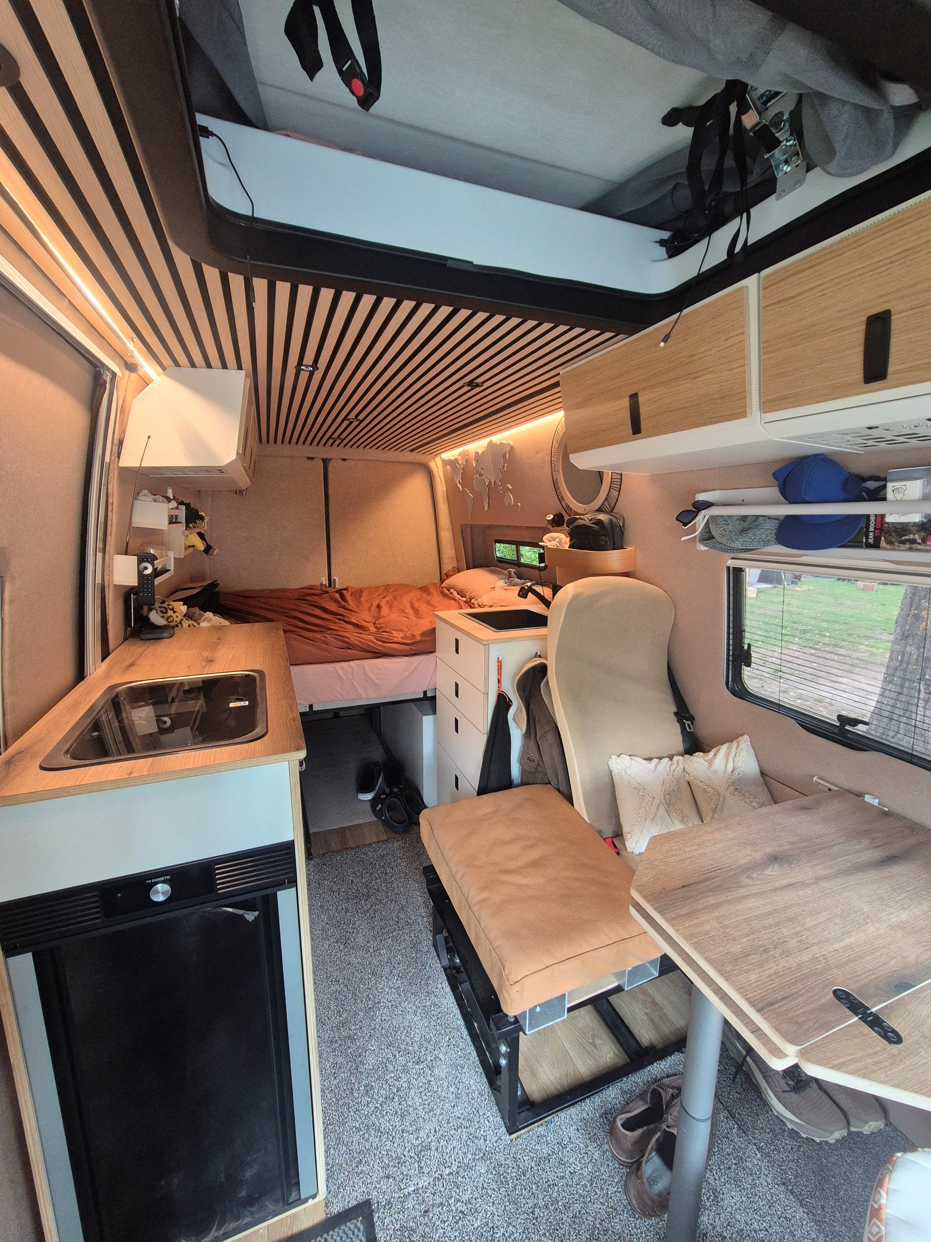 MERCEDES-BENZ Sprinter-image-8