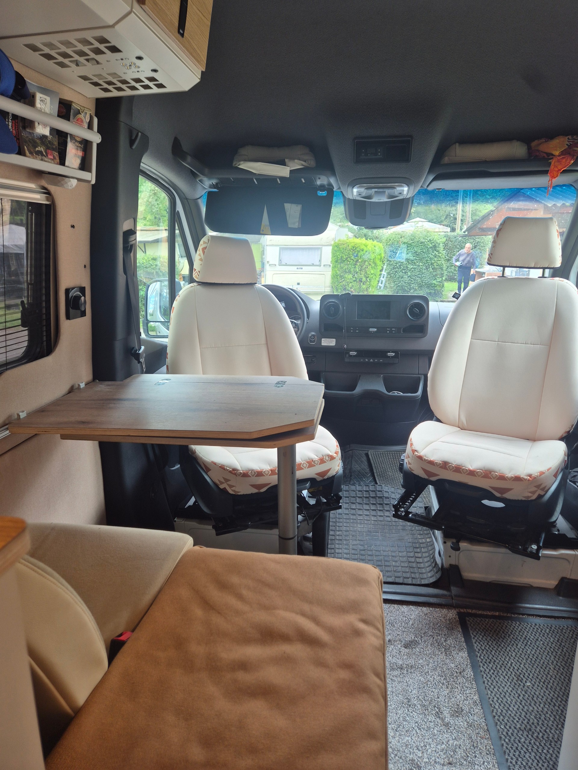 MERCEDES-BENZ Sprinter-image-10